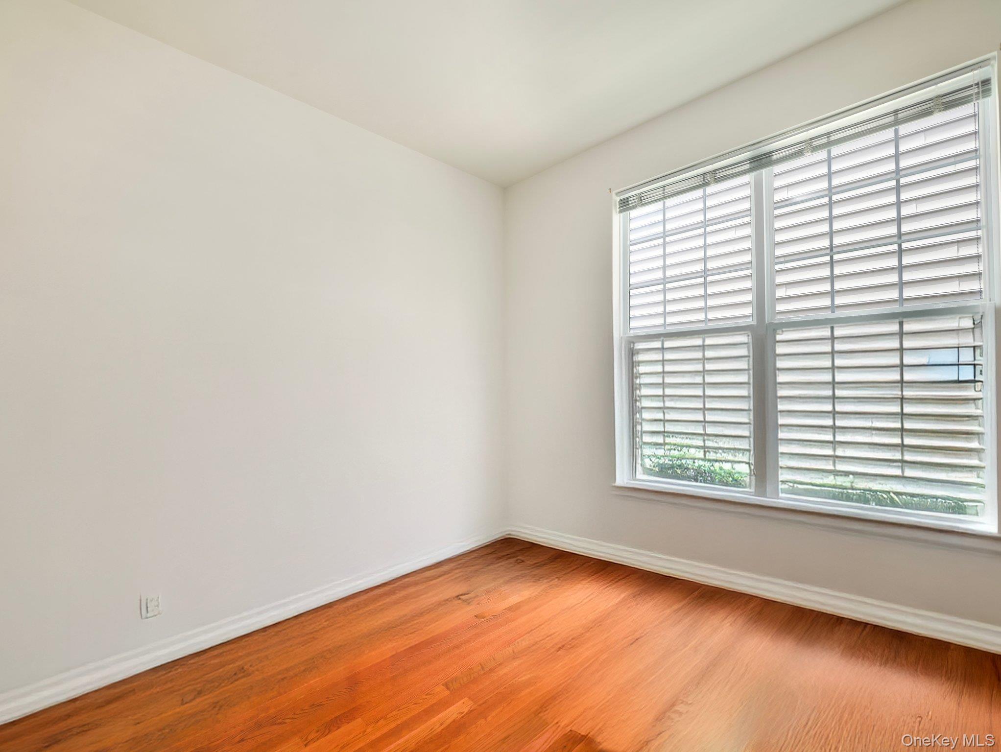 Condo Vassar  Dutchess County, NY 12524, MLS-857578-17