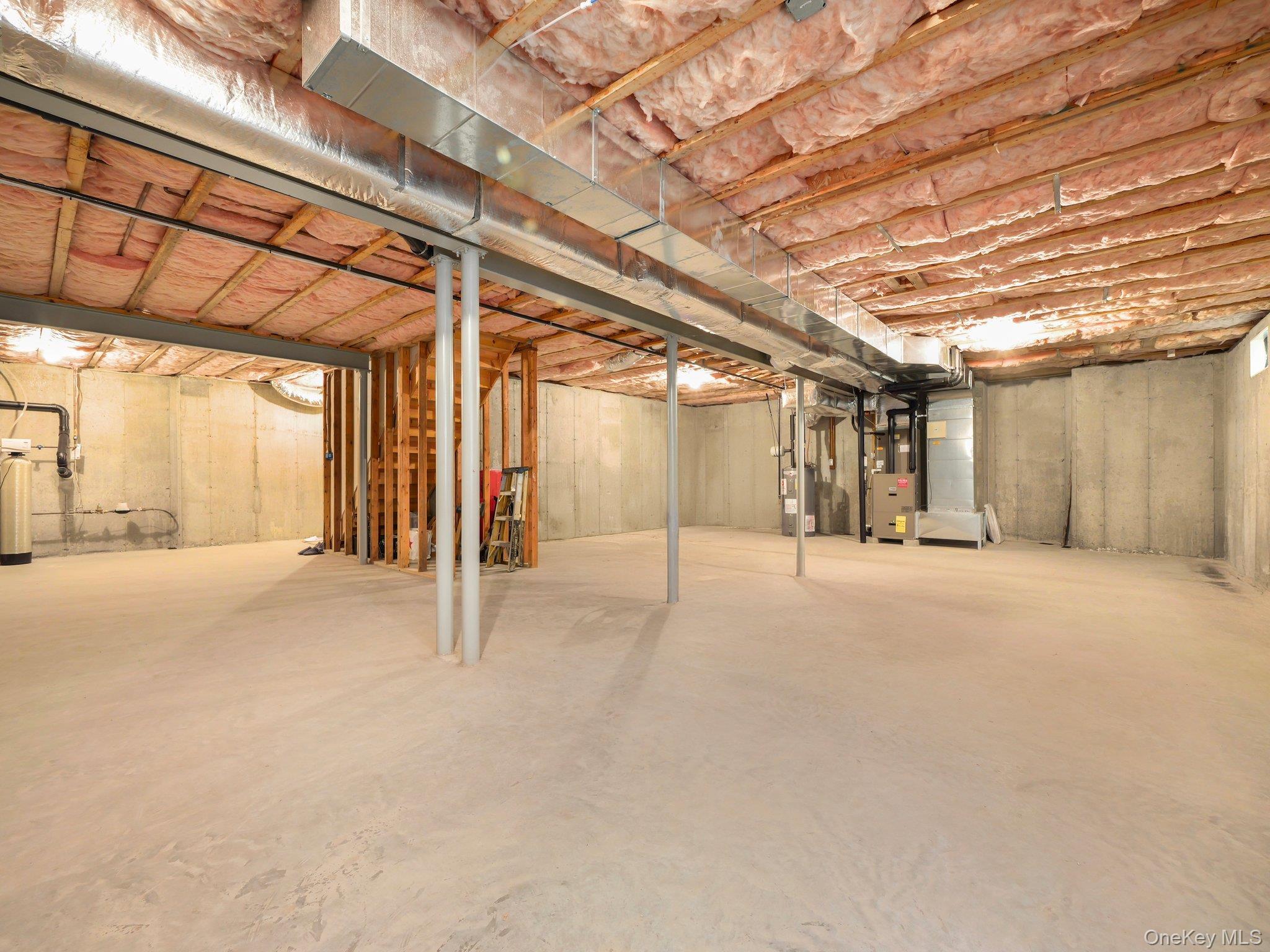 Condo Vassar  Dutchess County, NY 12524, MLS-857578-36