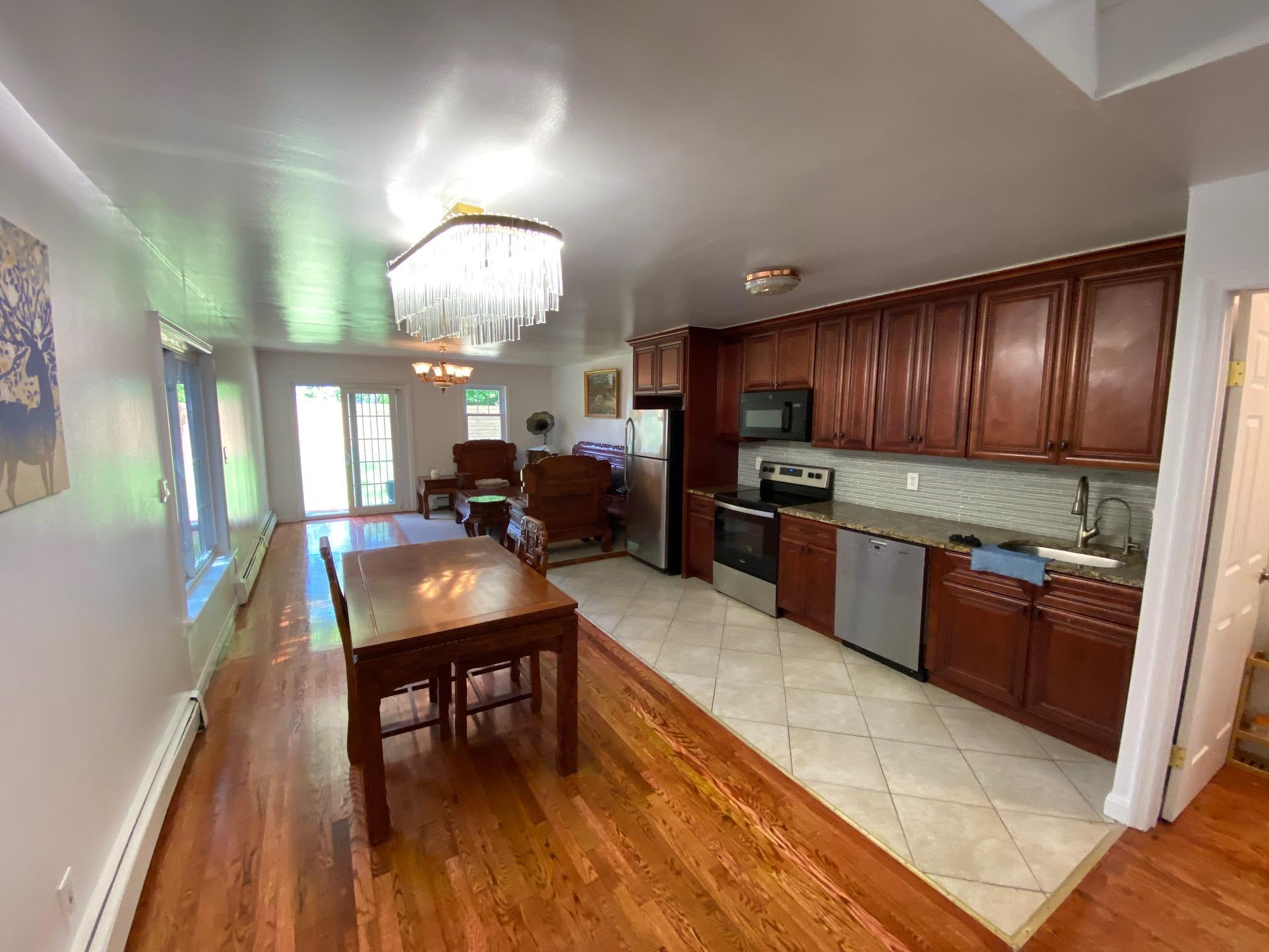 Single Family Mechanic  Nassau County, NY 11542, MLS-857583-27