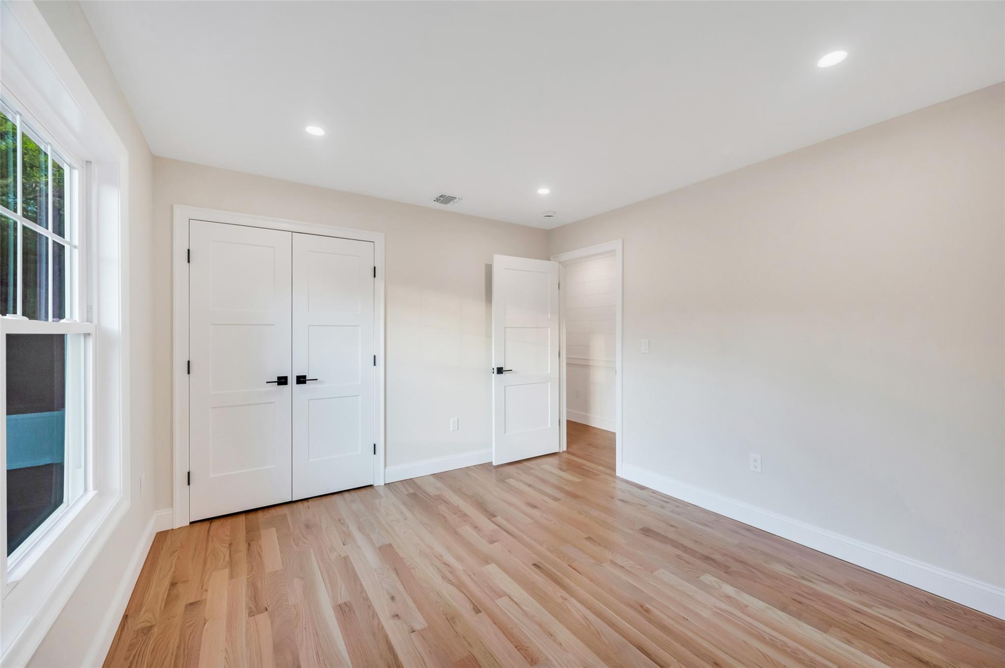 Single Family Country  Suffolk County, NY 11787, MLS-857586-40