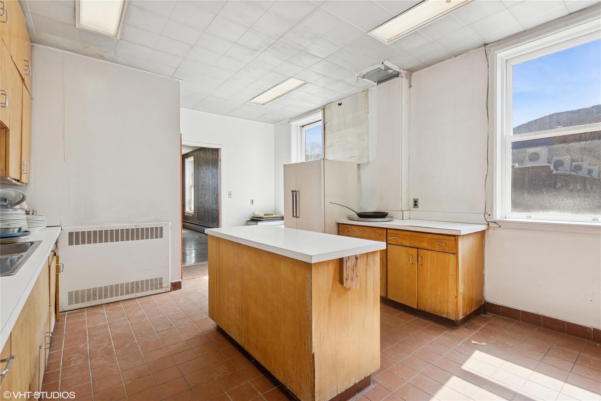 Single Family Main  Dutchess County, NY 12508, MLS-857587-16
