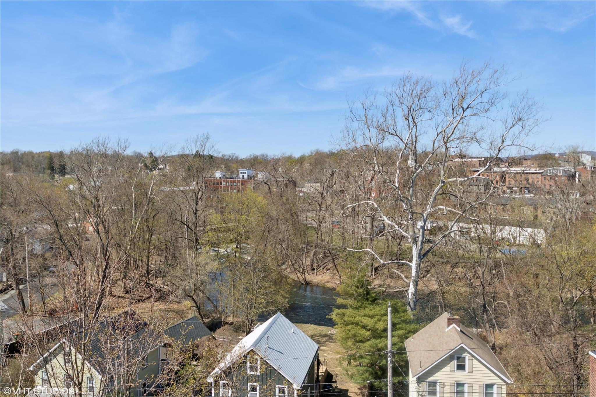 Single Family Main  Dutchess County, NY 12508, MLS-857587-38