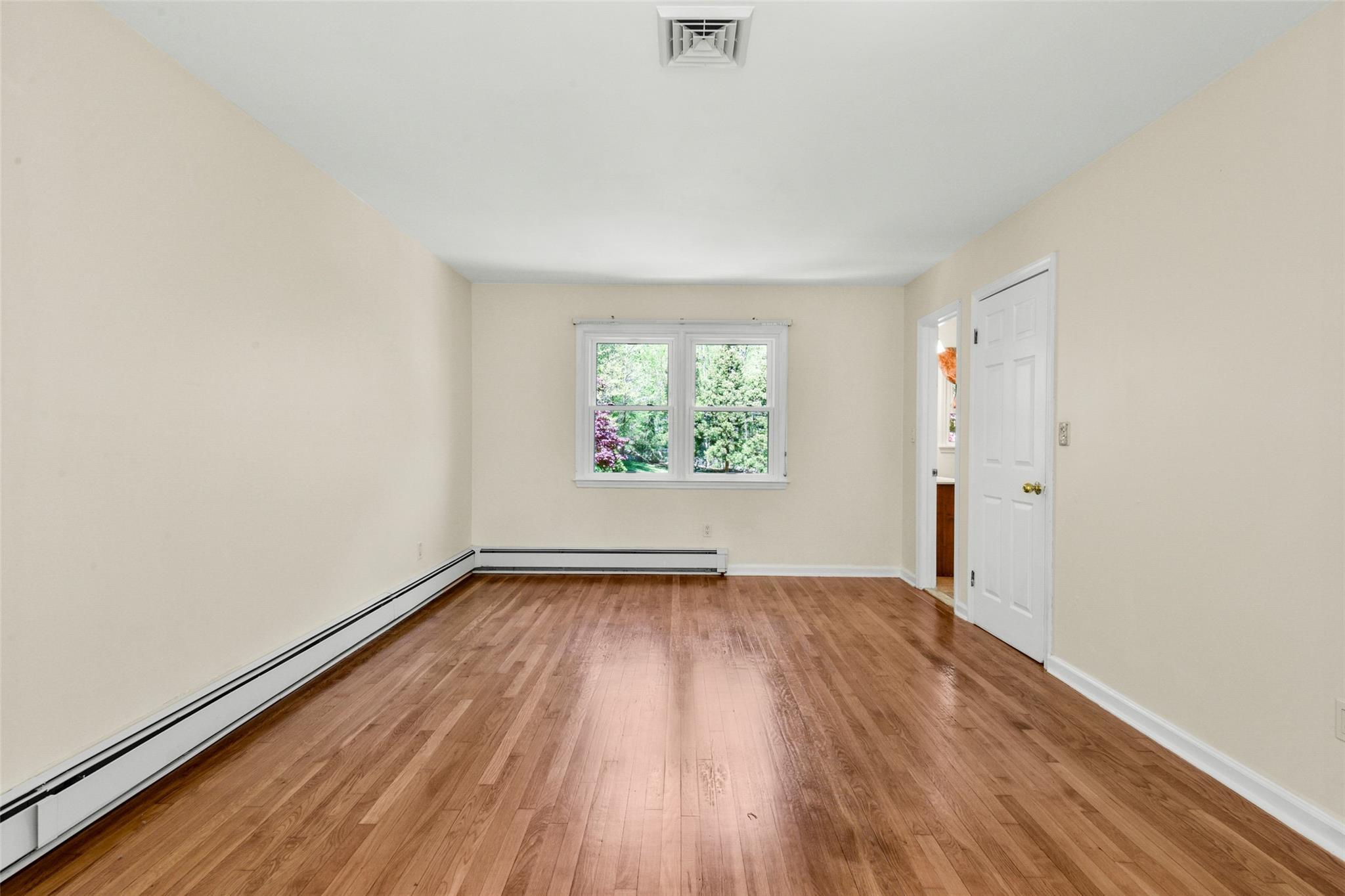 Single Family Surrey  Out Of Area, NY 06903, MLS-857590-24