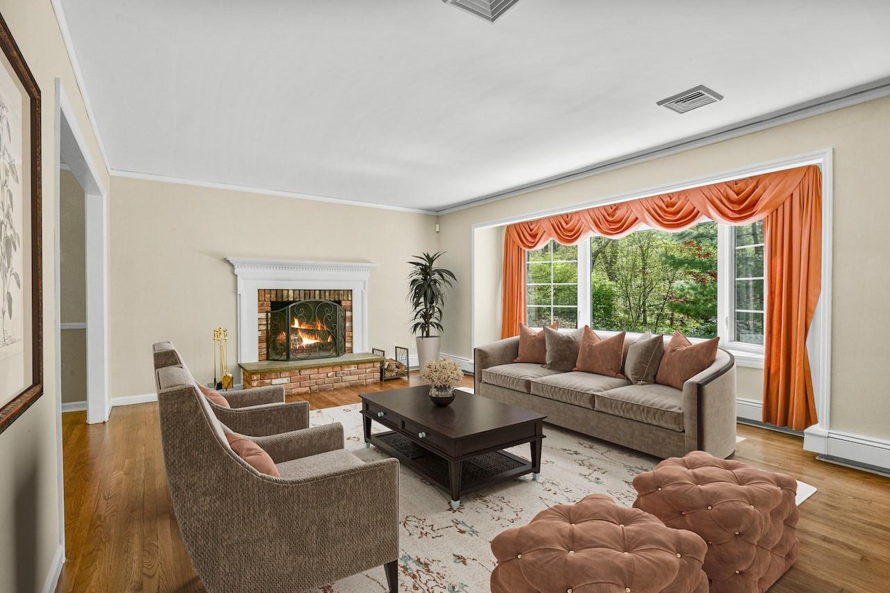 Single Family Surrey  Out Of Area, NY 06903, MLS-857590-4
