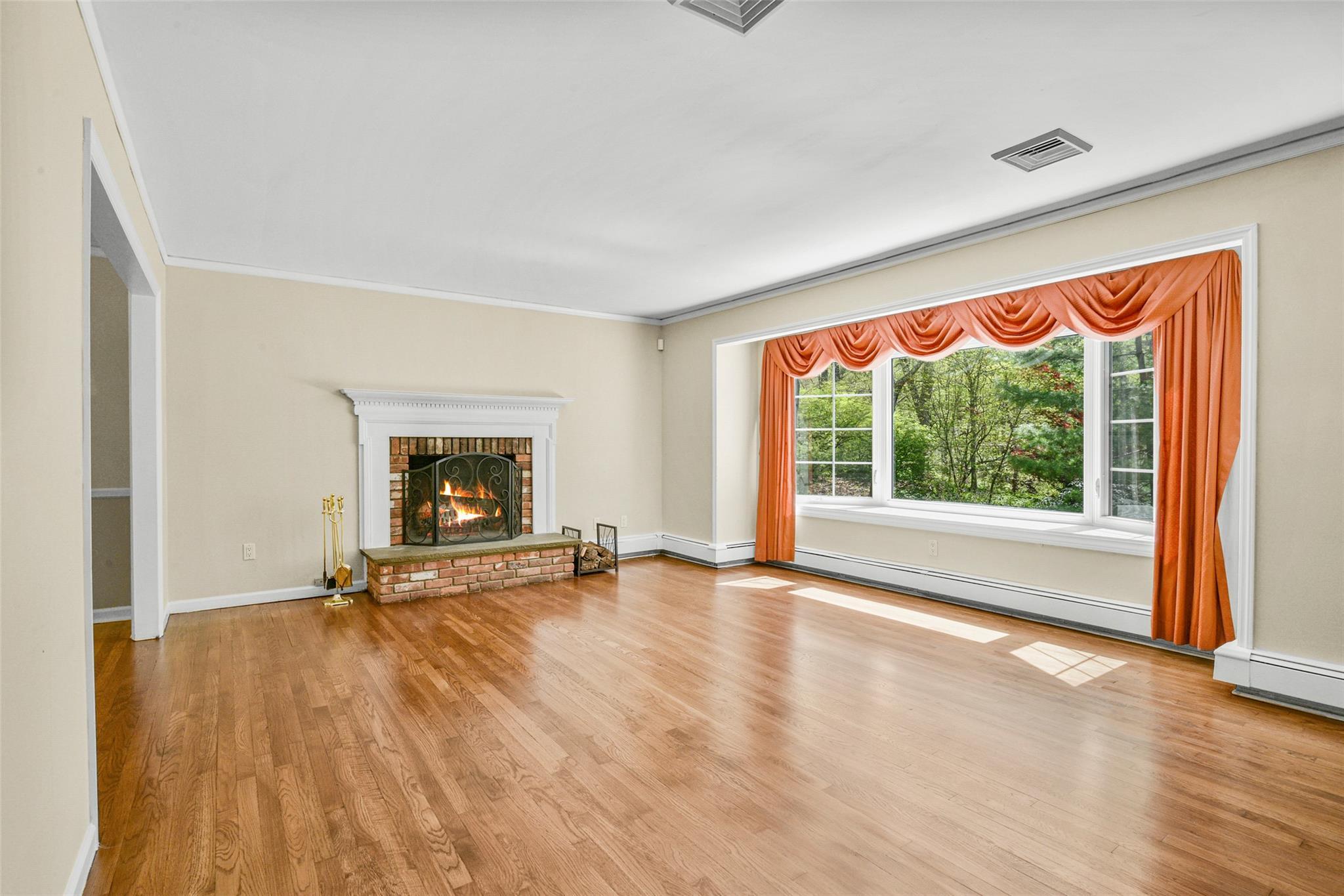 Single Family Surrey  Out Of Area, NY 06903, MLS-857590-5