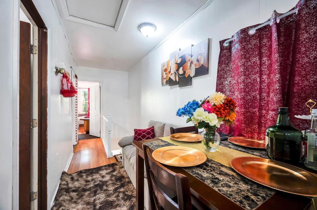 Single Family 96  Queens, NY 11416, MLS-857593-10