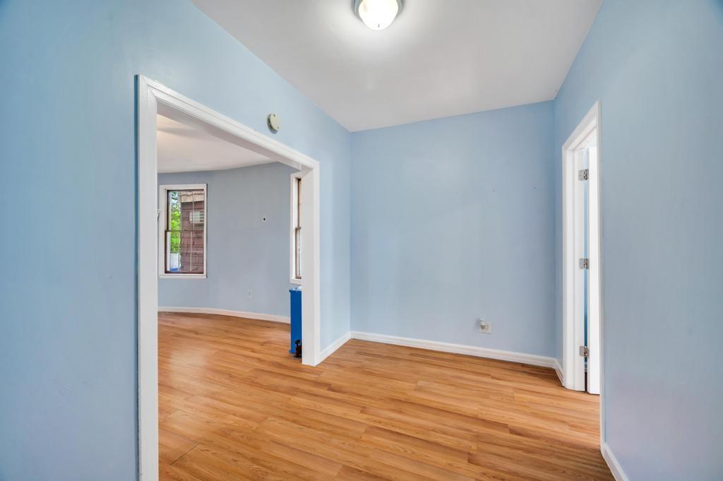 Single Family 96  Queens, NY 11416, MLS-857593-12