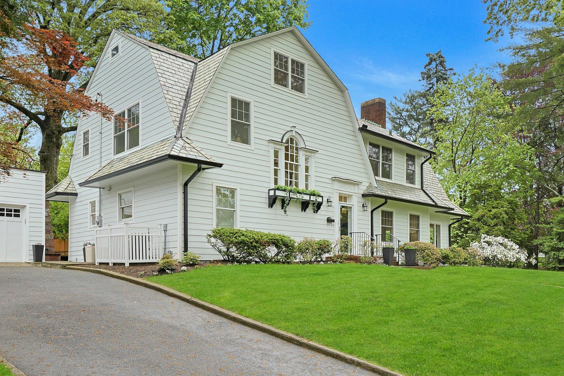 Single Family Bellwood  Westchester County, NY 10591, MLS-857603-2