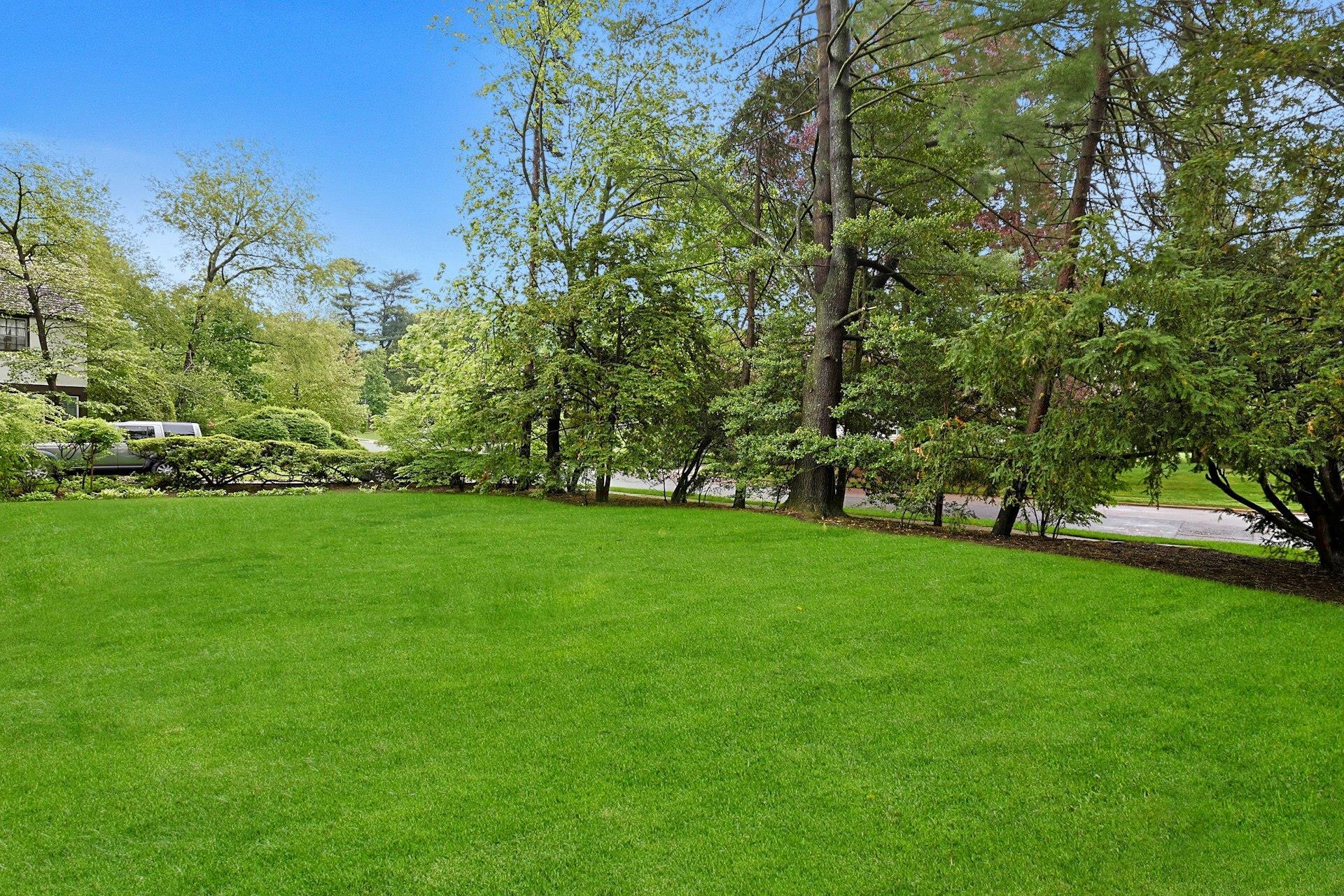 Single Family Bellwood  Westchester County, NY 10591, MLS-857603-30