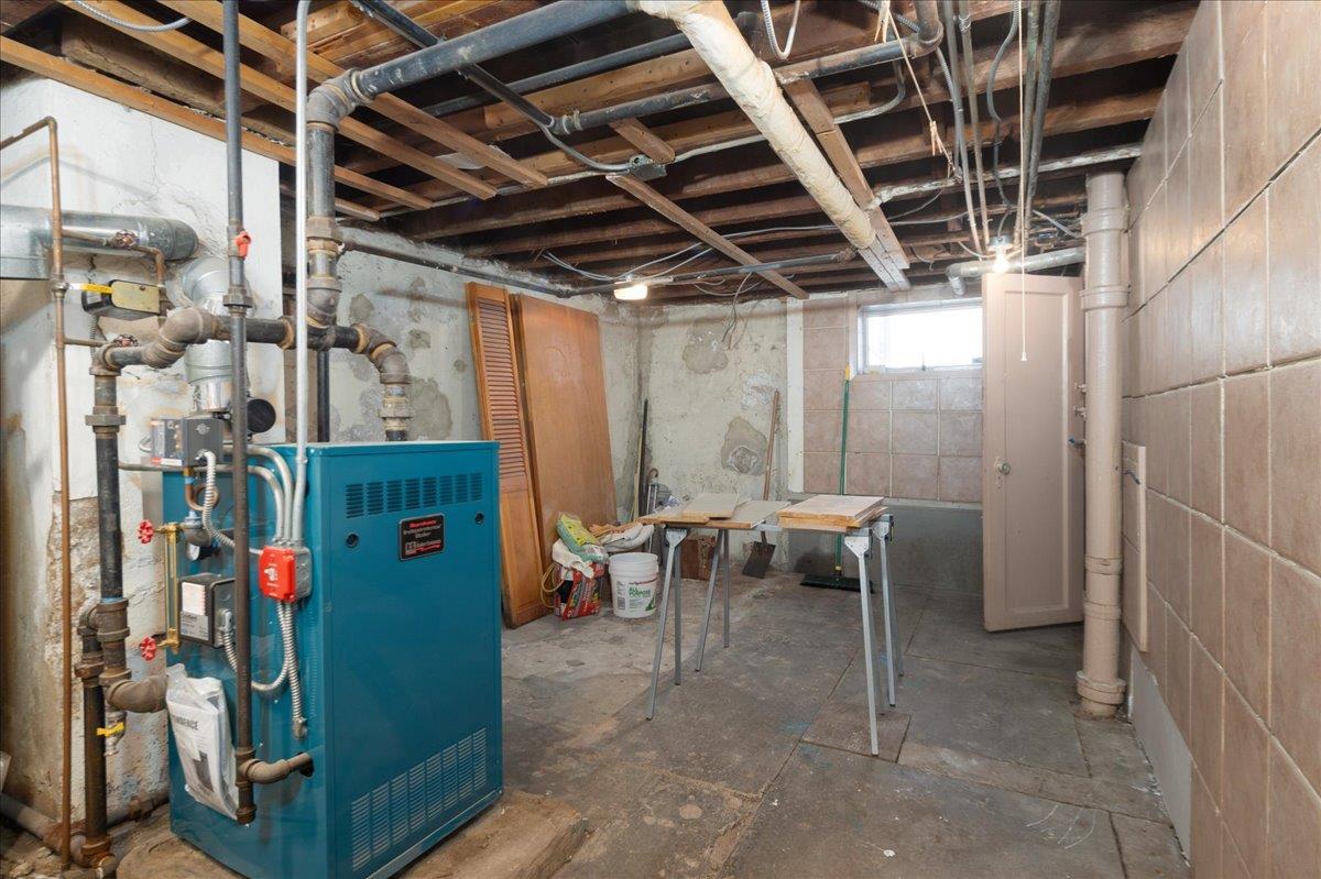 Single Family 69th  Queens, NY 11378, MLS-857607-20