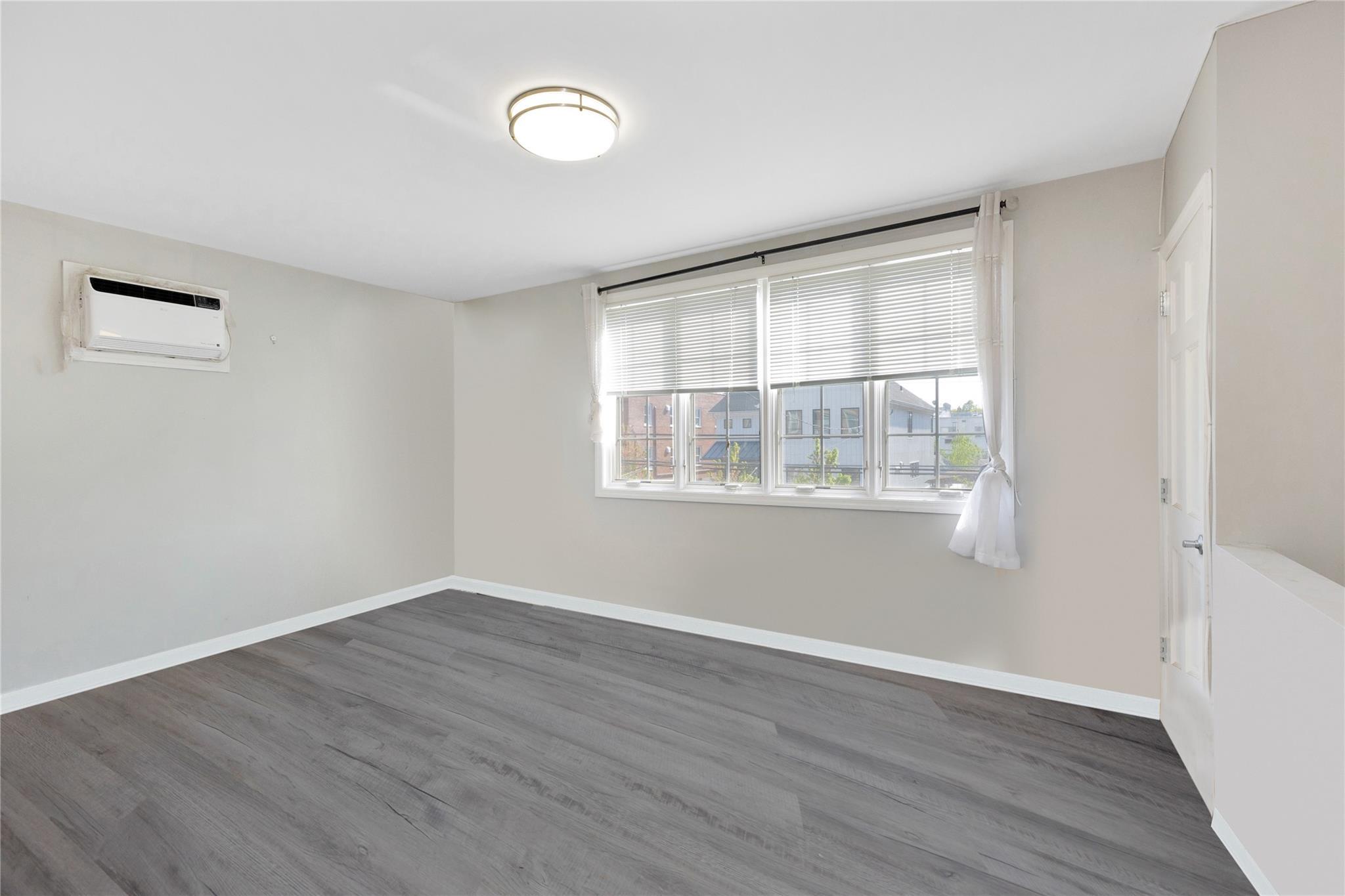Single Family 74th  Queens, NY 11379, MLS-857609-24