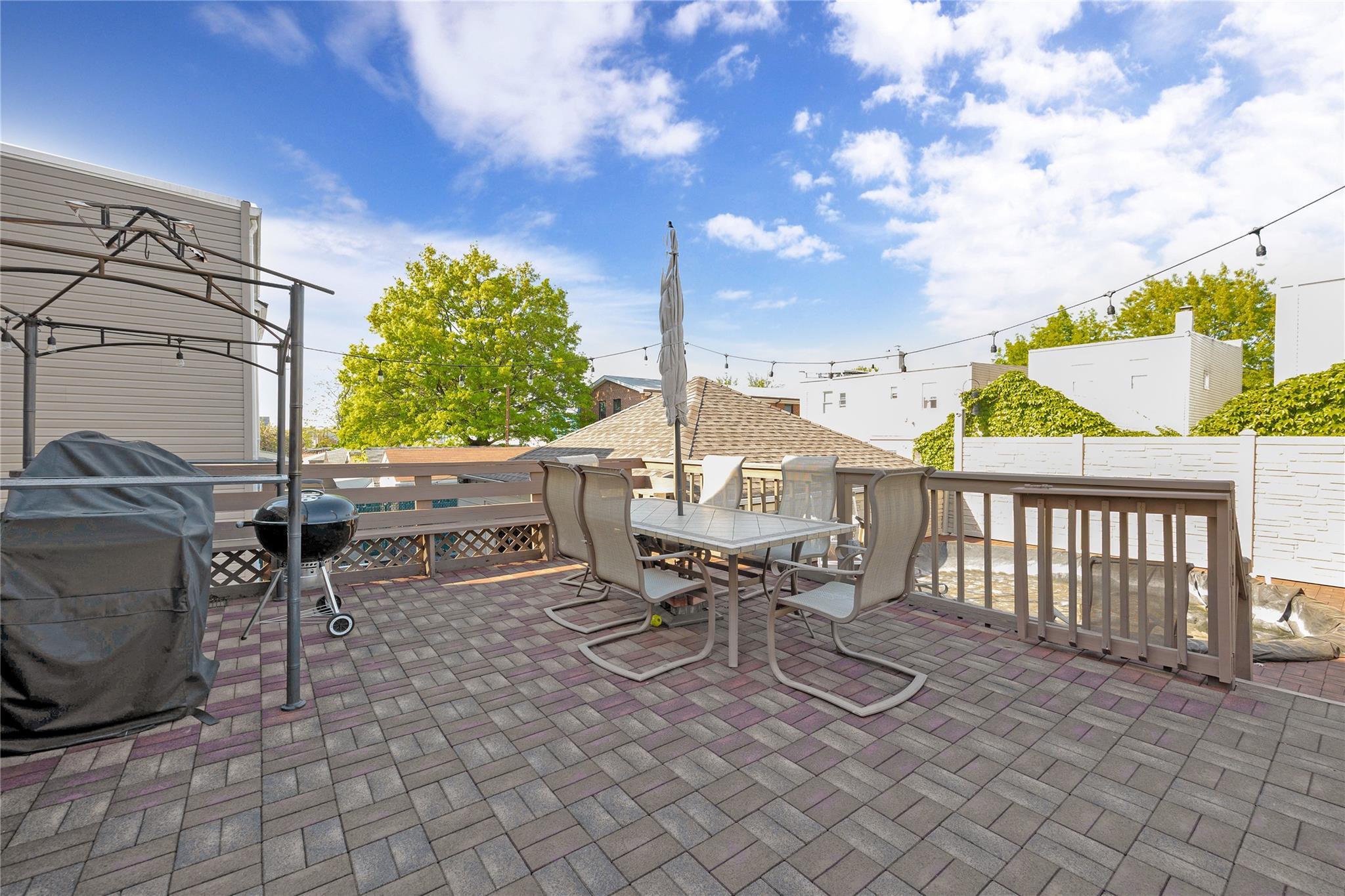 Single Family 74th  Queens, NY 11379, MLS-857609-34