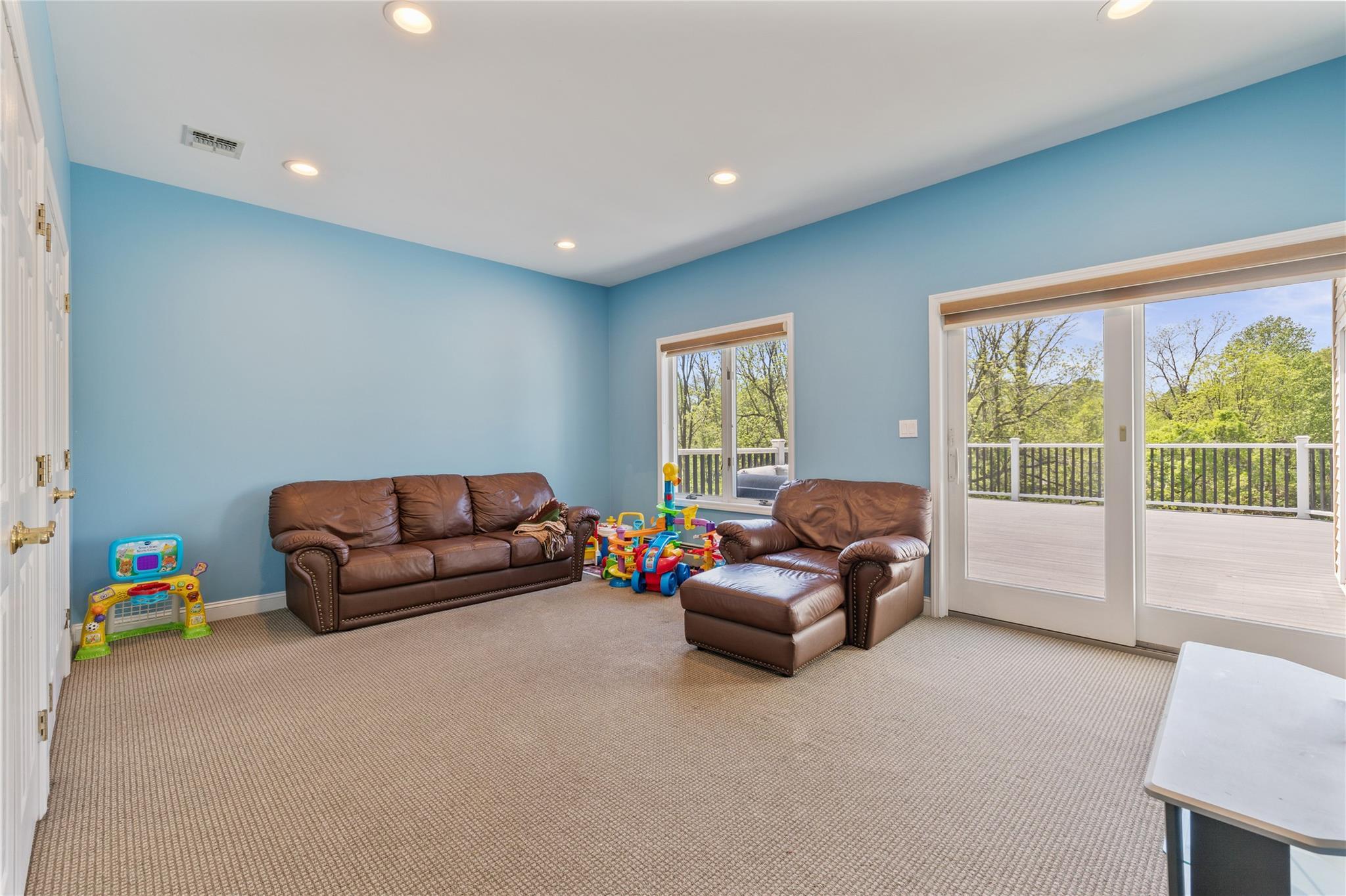 Single Family Marcus  Rockland County, NY 10952, MLS-857615-21
