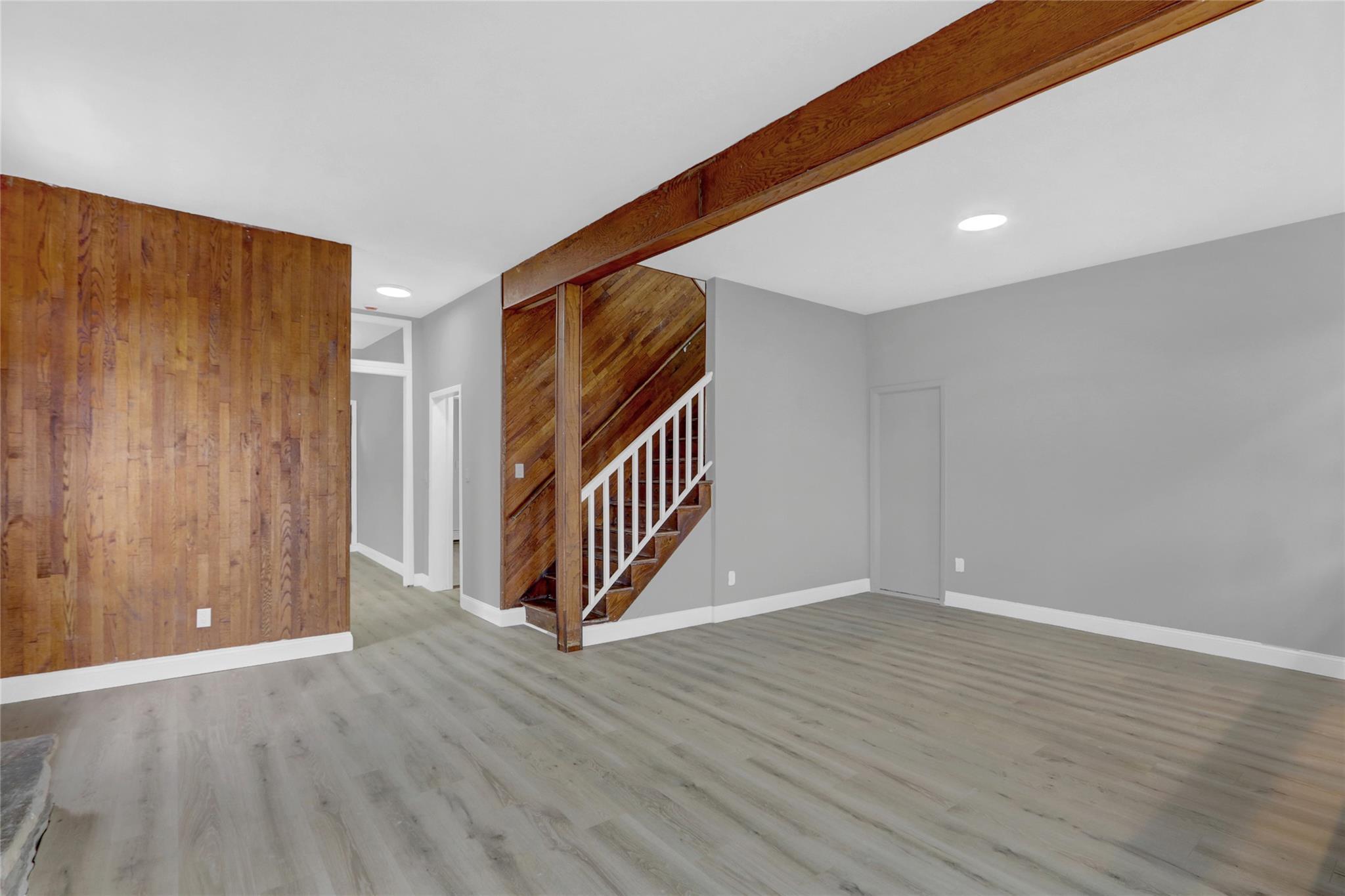 Single Family Oceanfront  Nassau County, NY 11561, MLS-857616-15