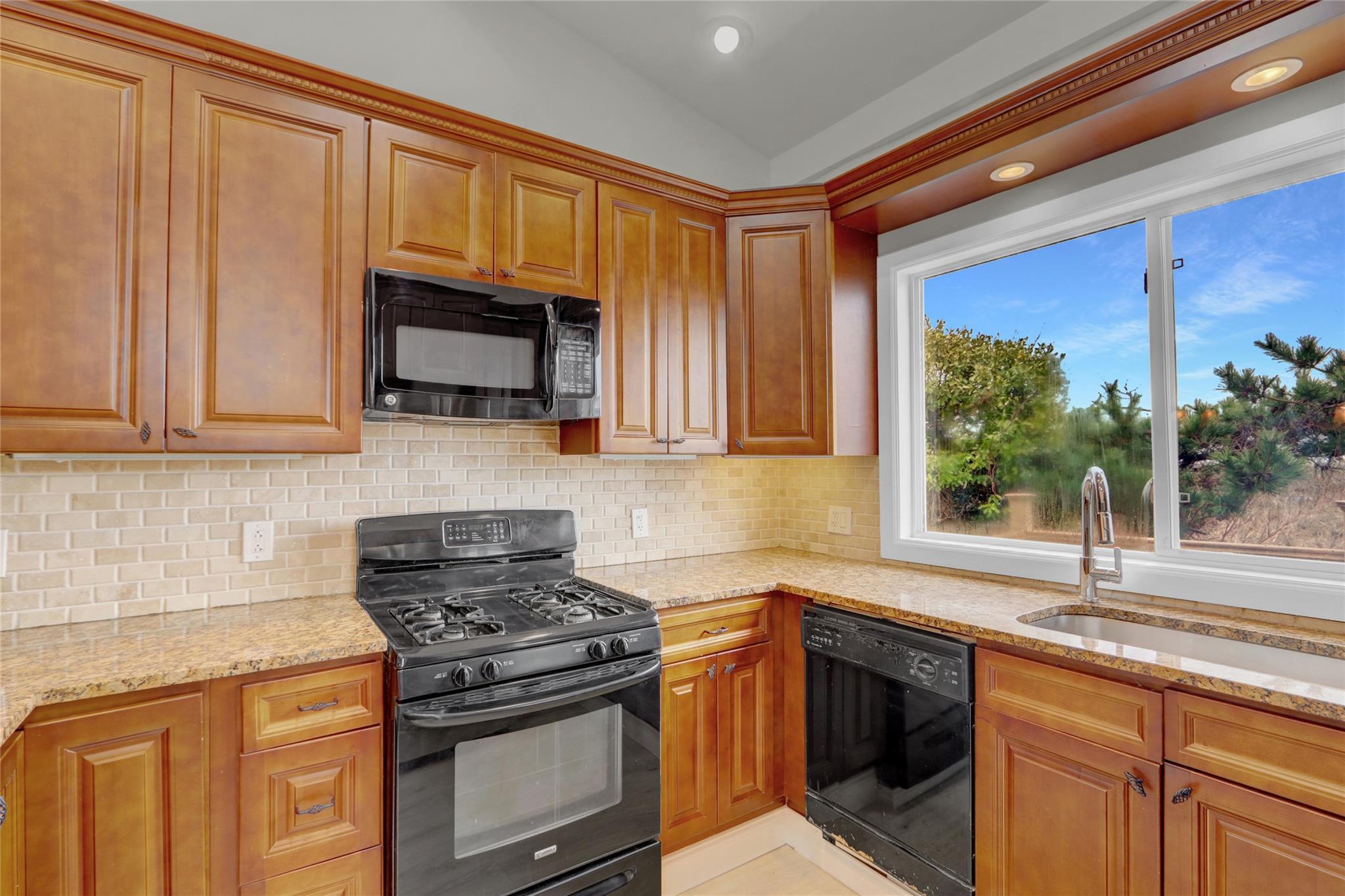 Single Family Oceanfront  Nassau County, NY 11561, MLS-857616-17