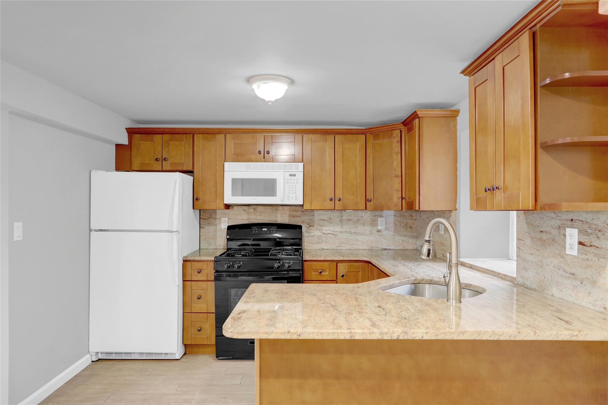 Single Family Oceanfront  Nassau County, NY 11561, MLS-857616-31