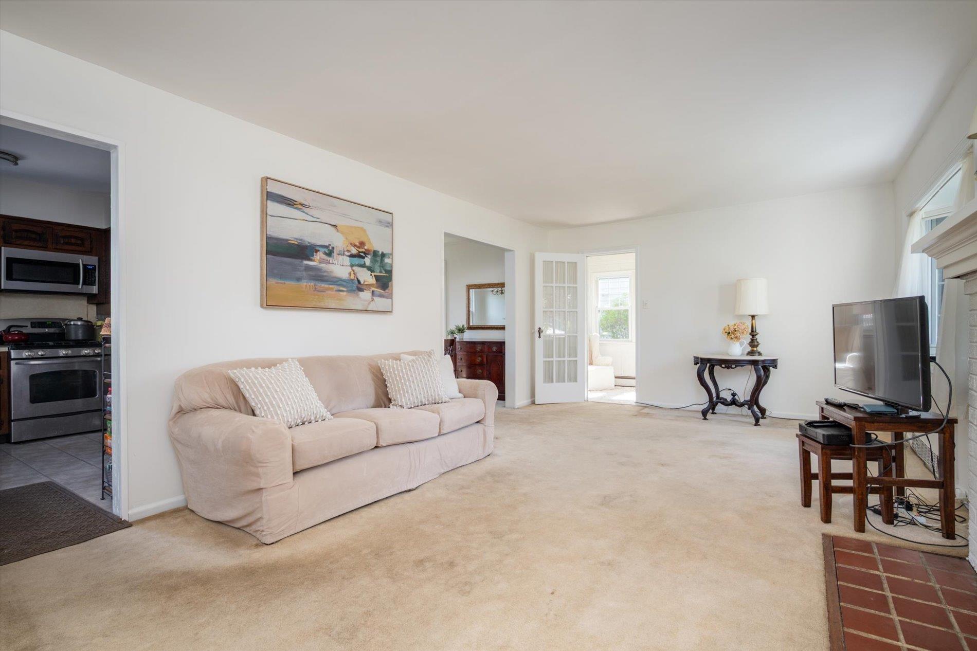Single Family Pine  Nassau County, NY 11570, MLS-857621-2