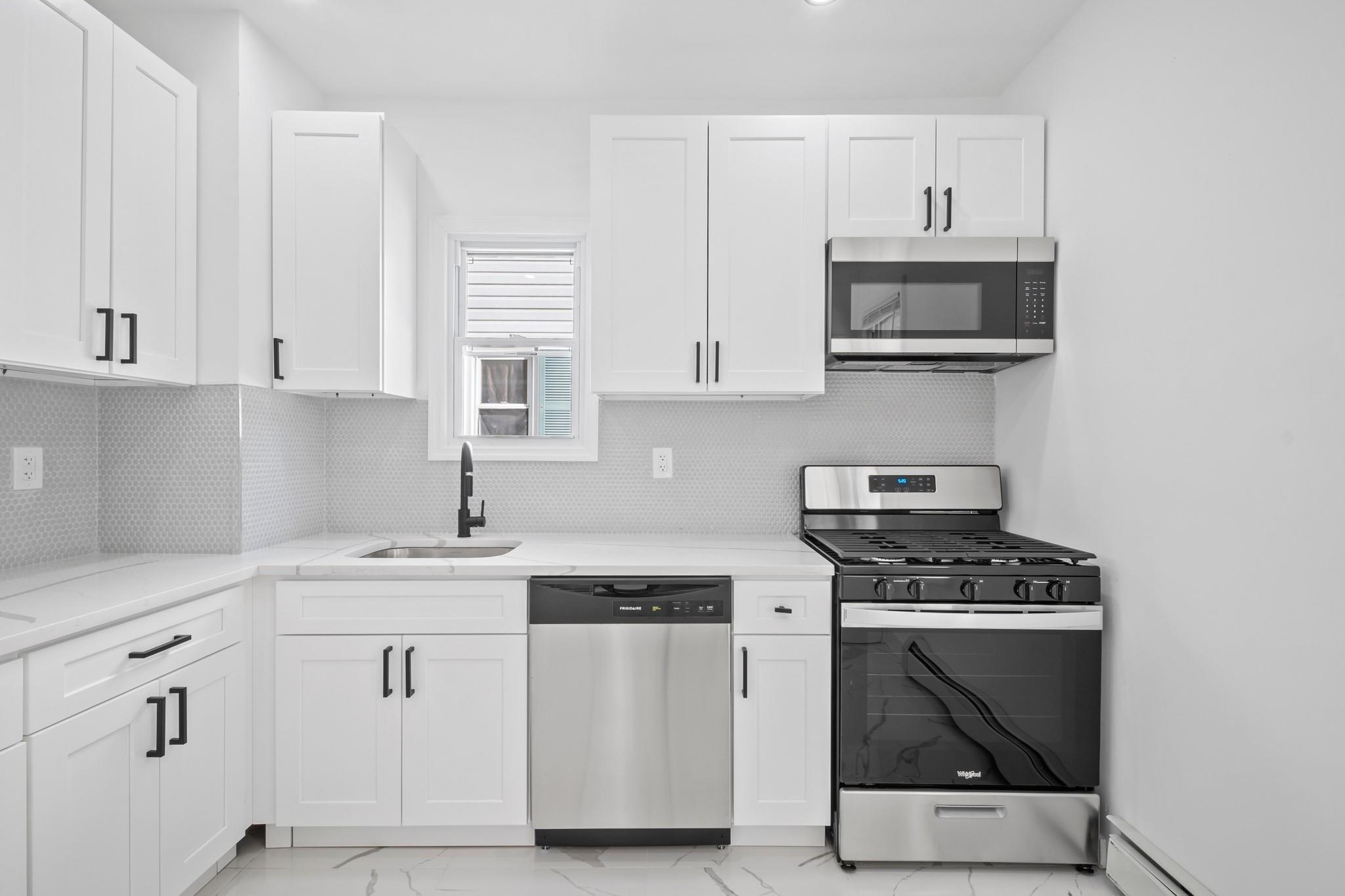 Single Family 174th  Queens, NY 11433, MLS-857623-4