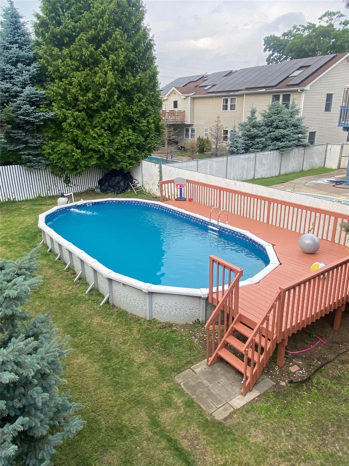 Single Family 10th  Suffolk County, NY 11757, MLS-857627-22