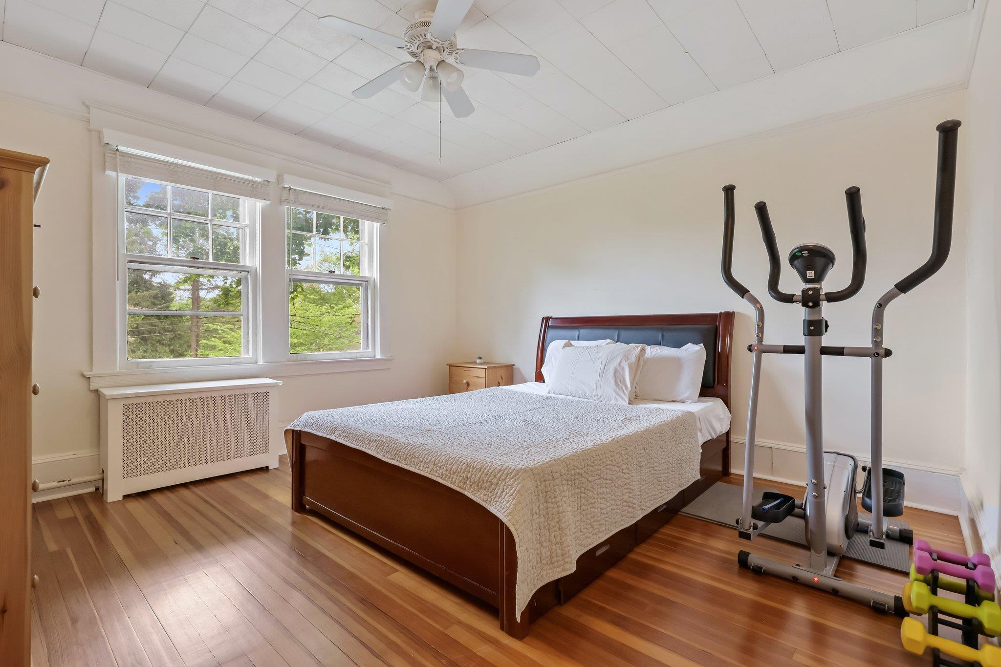 Single Family Sarles  Westchester County, NY 10570, MLS-857634-20
