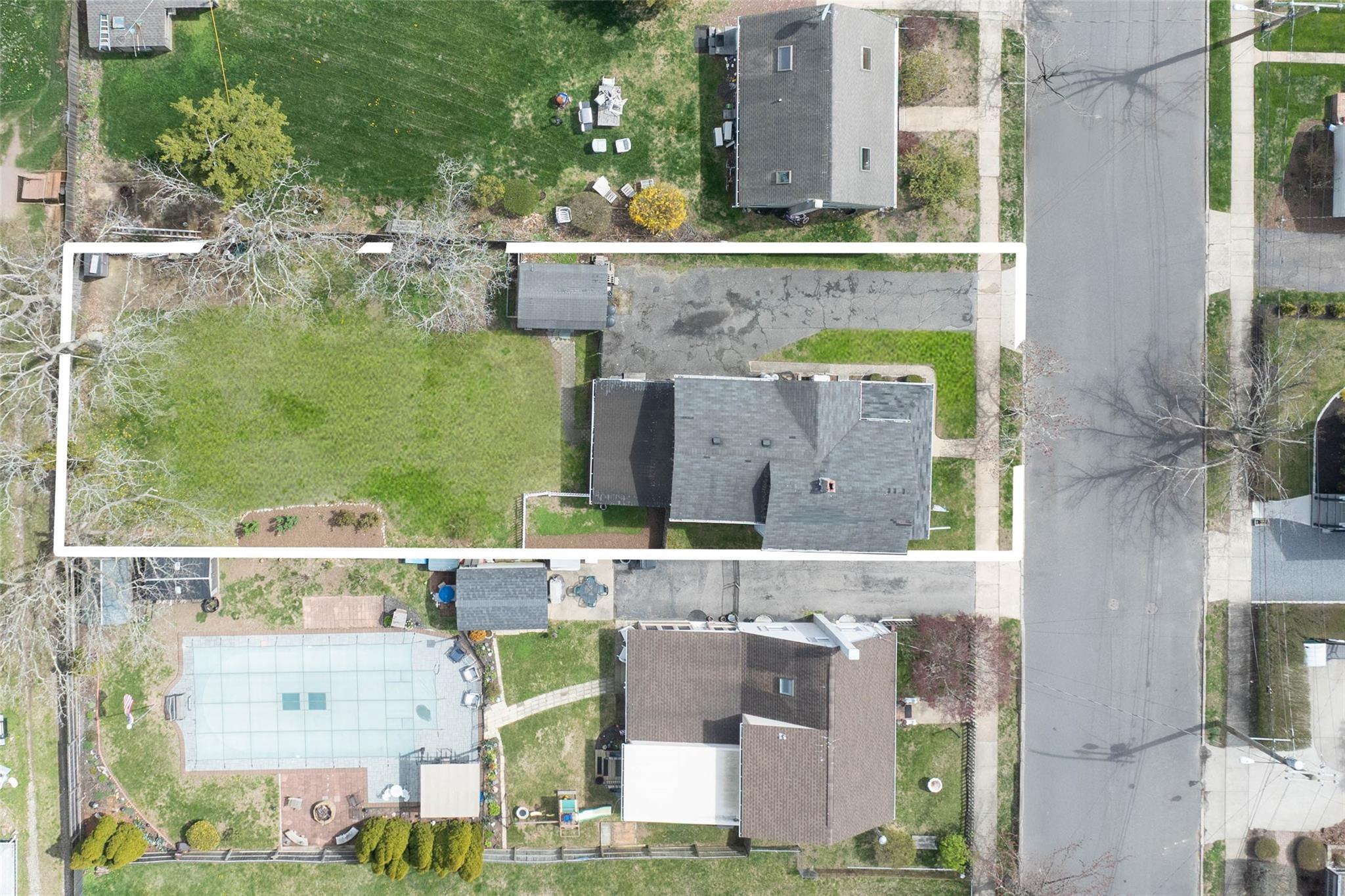 Single Family West  Suffolk County, NY 11944, MLS-857635-16