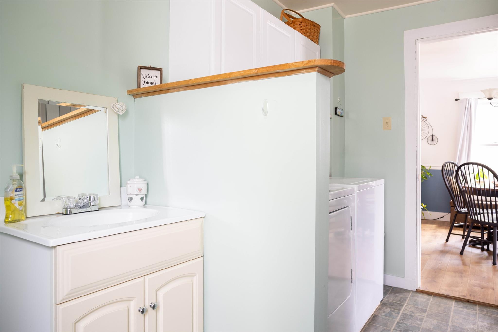 Single Family West  Suffolk County, NY 11944, MLS-857635-8