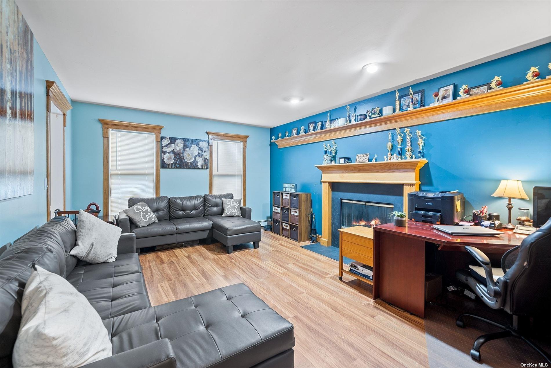 Single Family Victoria  Suffolk County, NY 11949, MLS-857638-12
