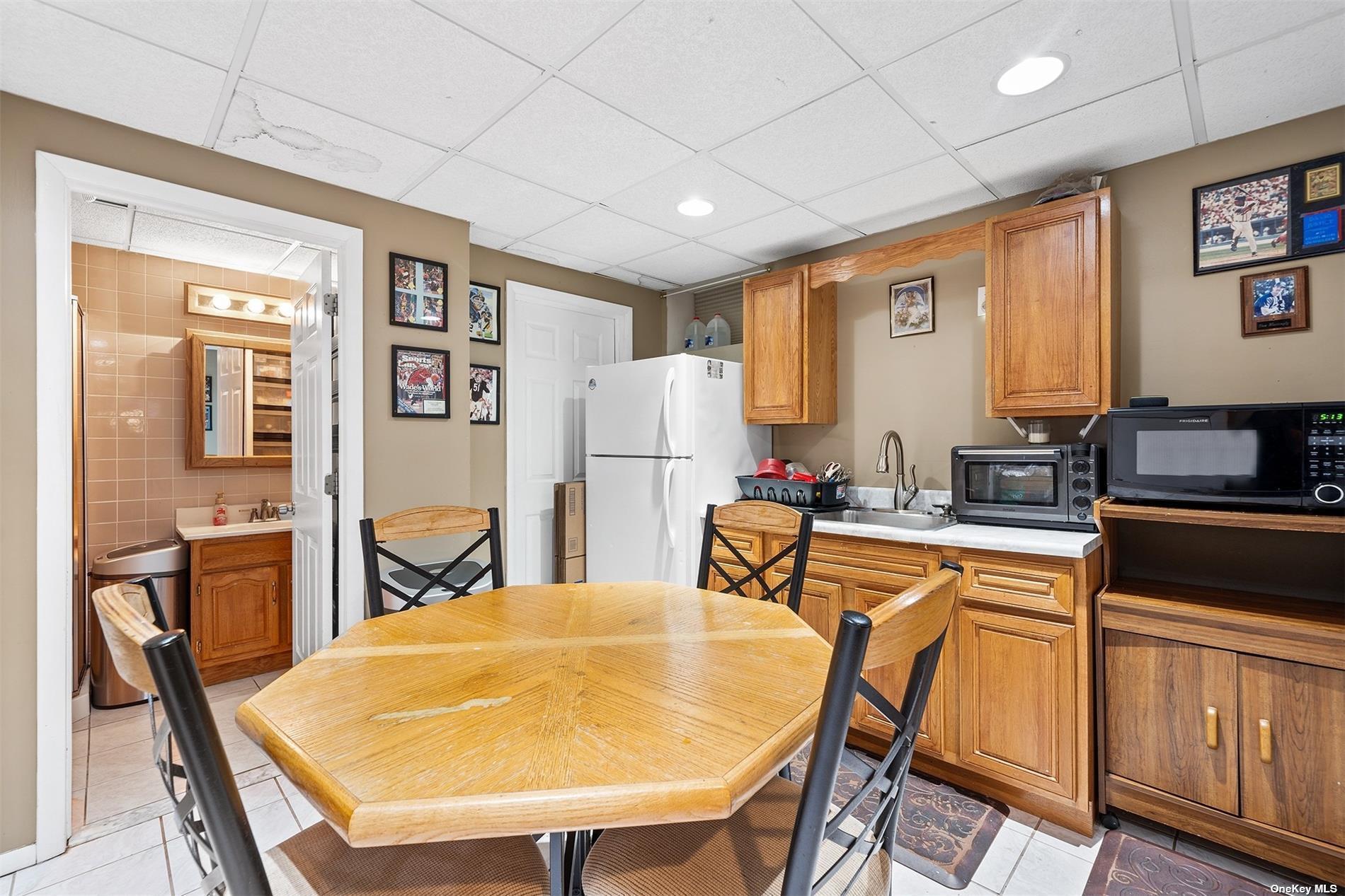 Single Family Victoria  Suffolk County, NY 11949, MLS-857638-25