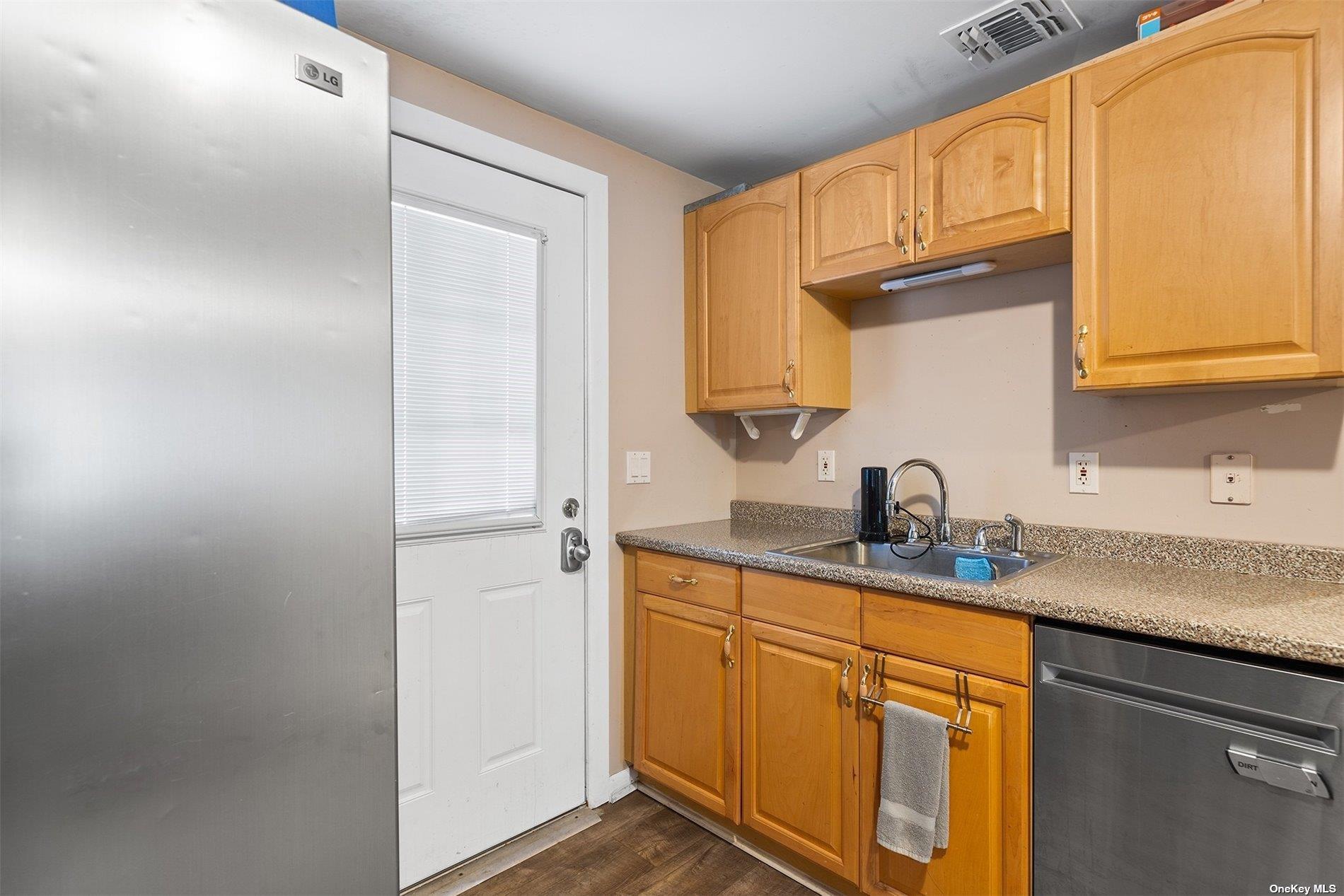 Single Family Victoria  Suffolk County, NY 11949, MLS-857638-28