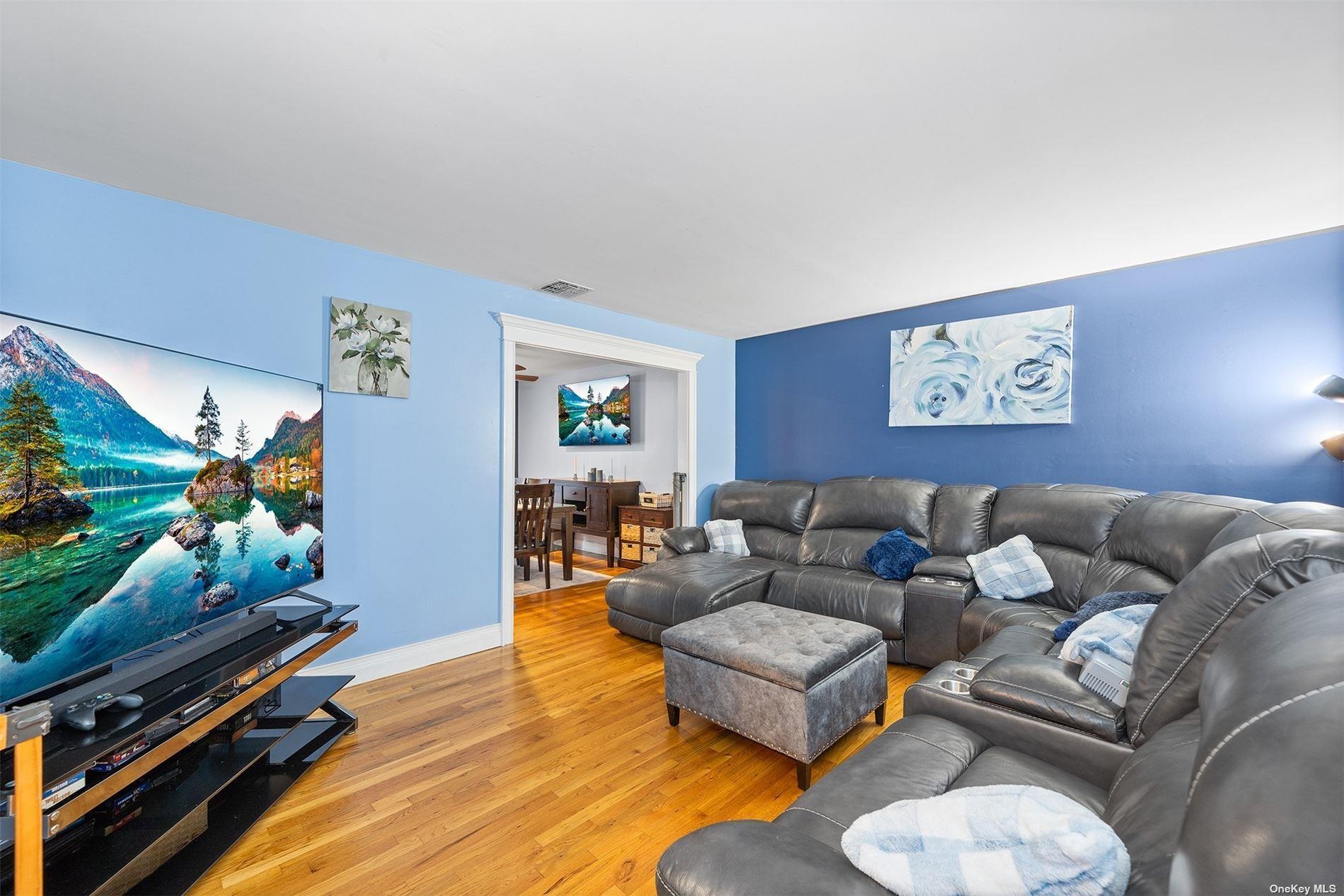 Single Family Victoria  Suffolk County, NY 11949, MLS-857638-4