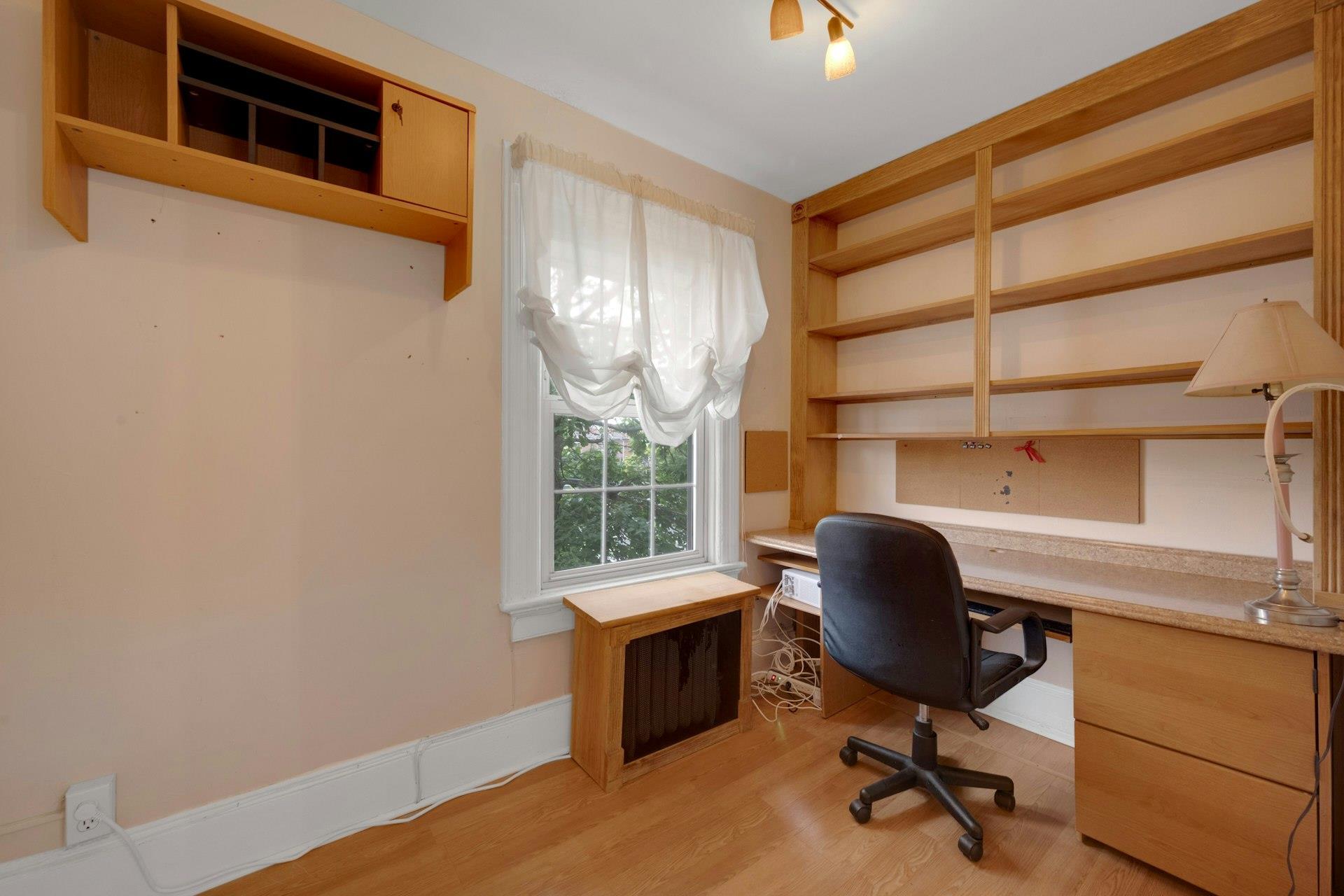 Single Family Baisley  Bronx, NY 10461, MLS-857647-25