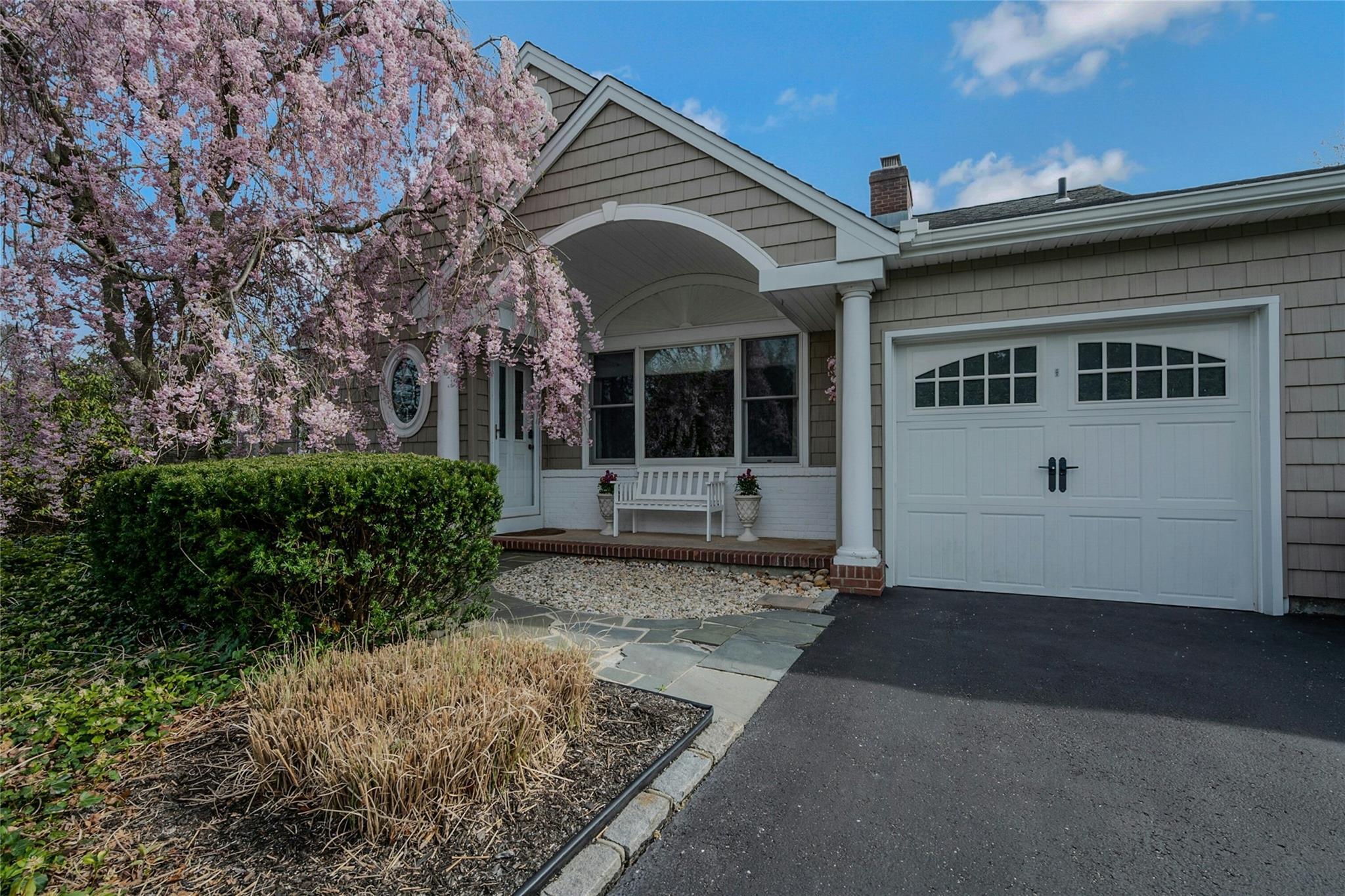 Single Family Wendover  Suffolk County, NY 11782, MLS-857651-2