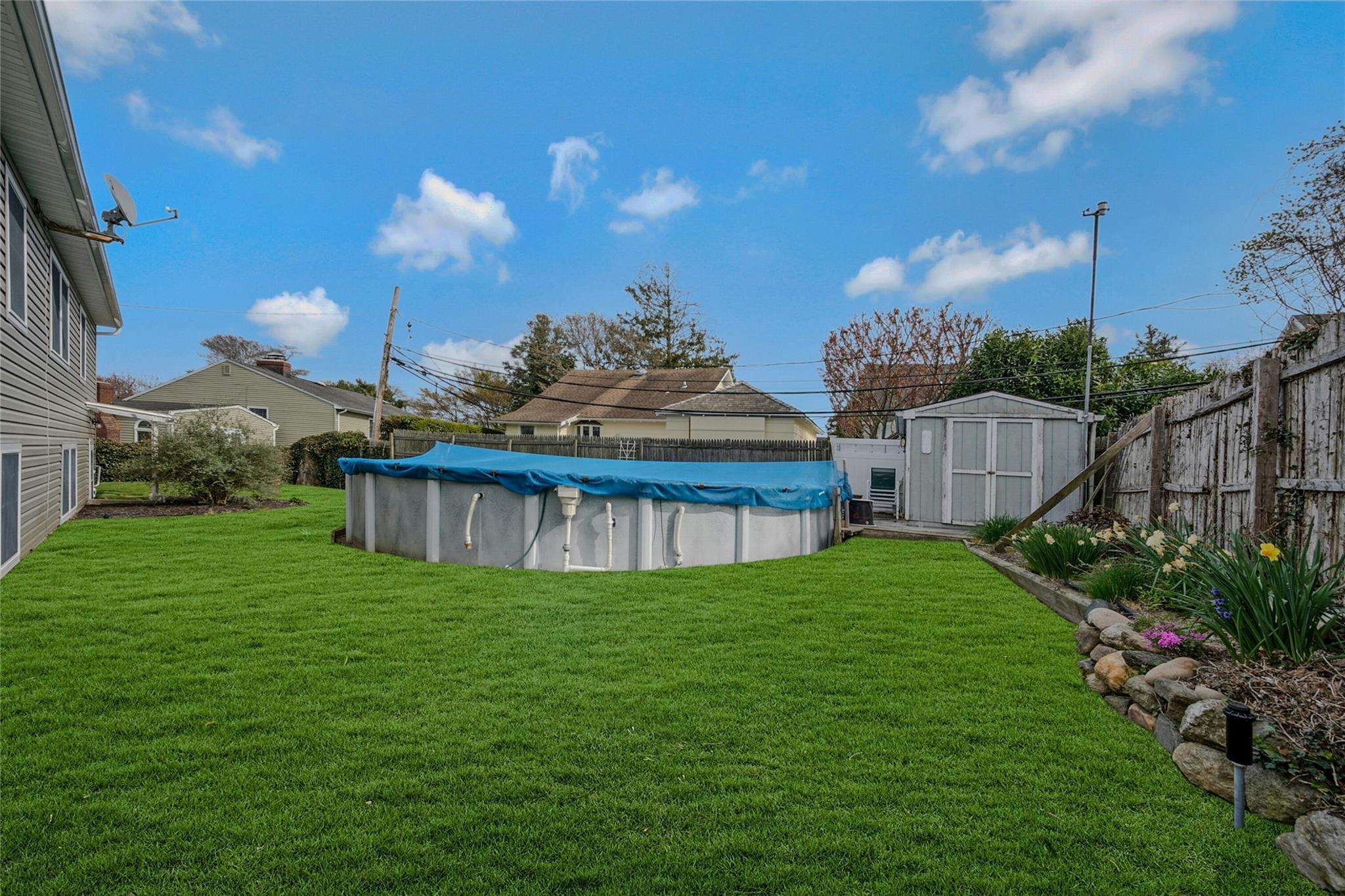 Single Family Wendover  Suffolk County, NY 11782, MLS-857651-27