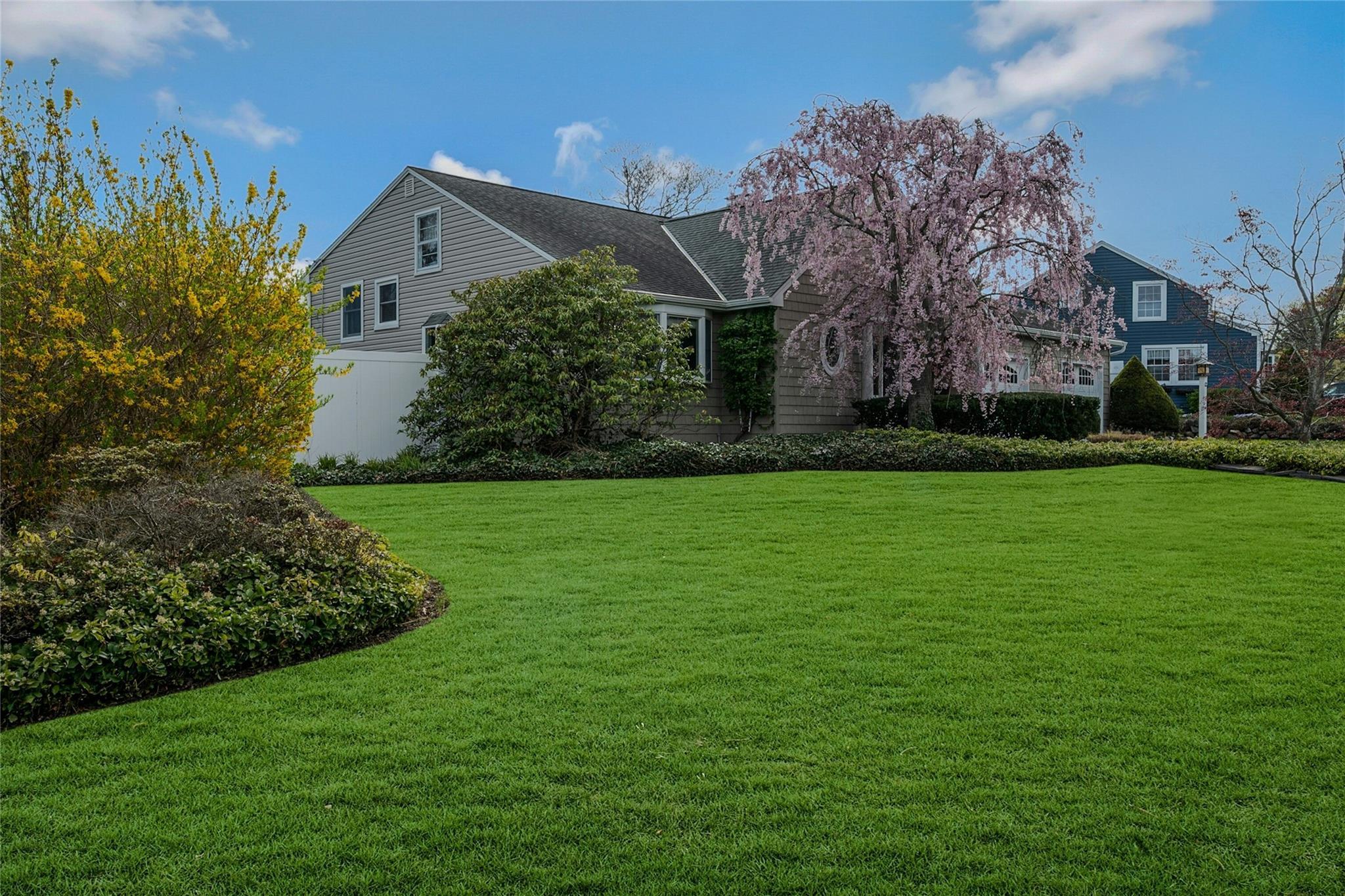 Single Family Wendover  Suffolk County, NY 11782, MLS-857651-30