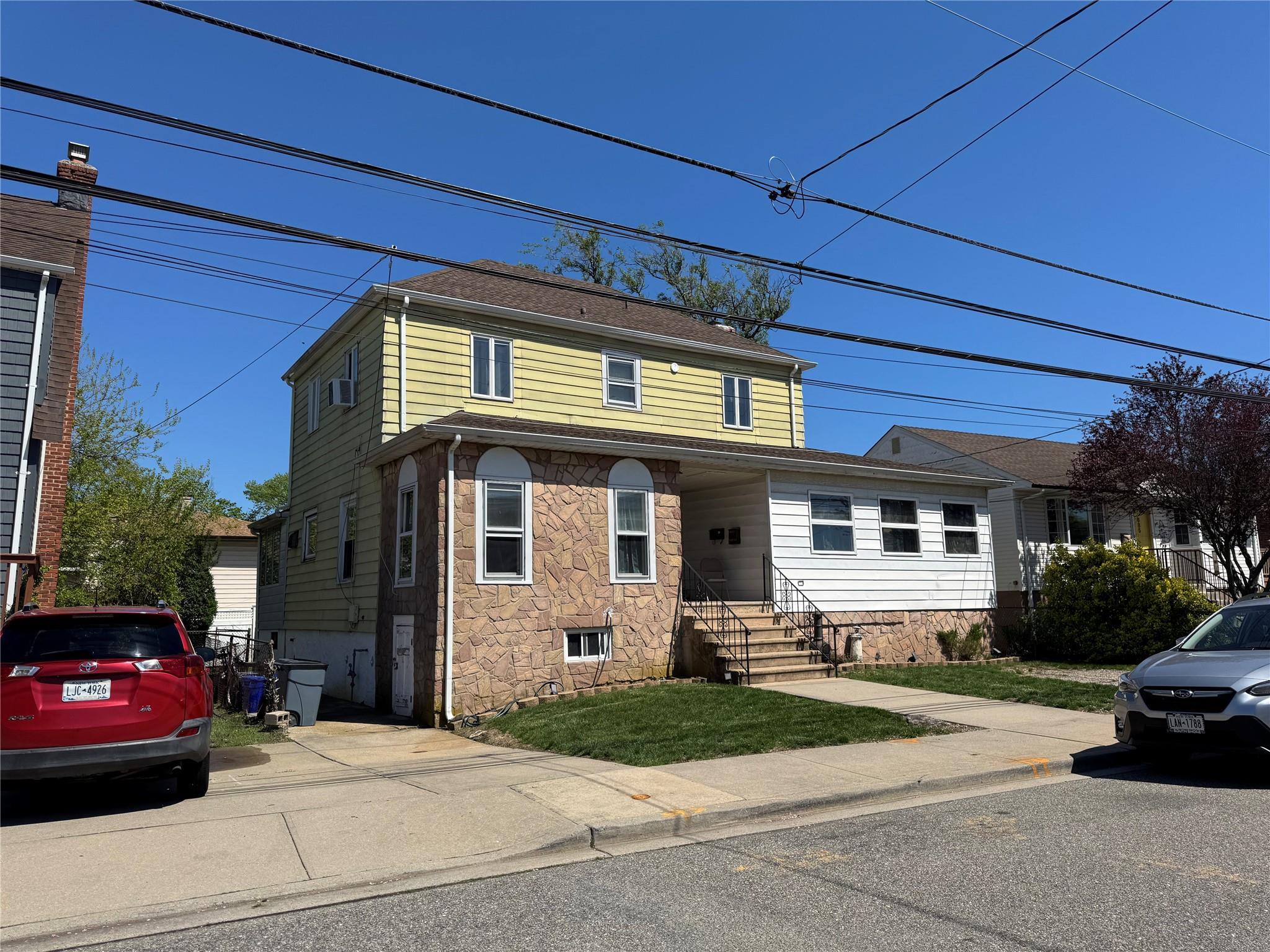 Single Family Bayview  Nassau County, NY 11520, MLS-857662-2