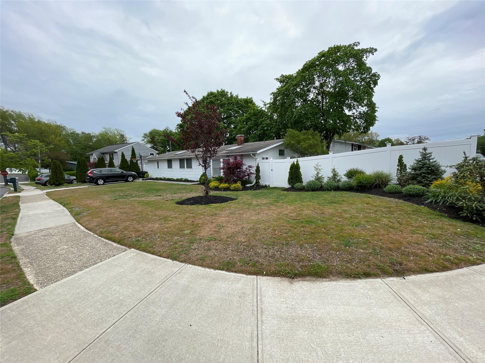 Single Family Flintlock  Suffolk County, NY 11784, MLS-857665-2