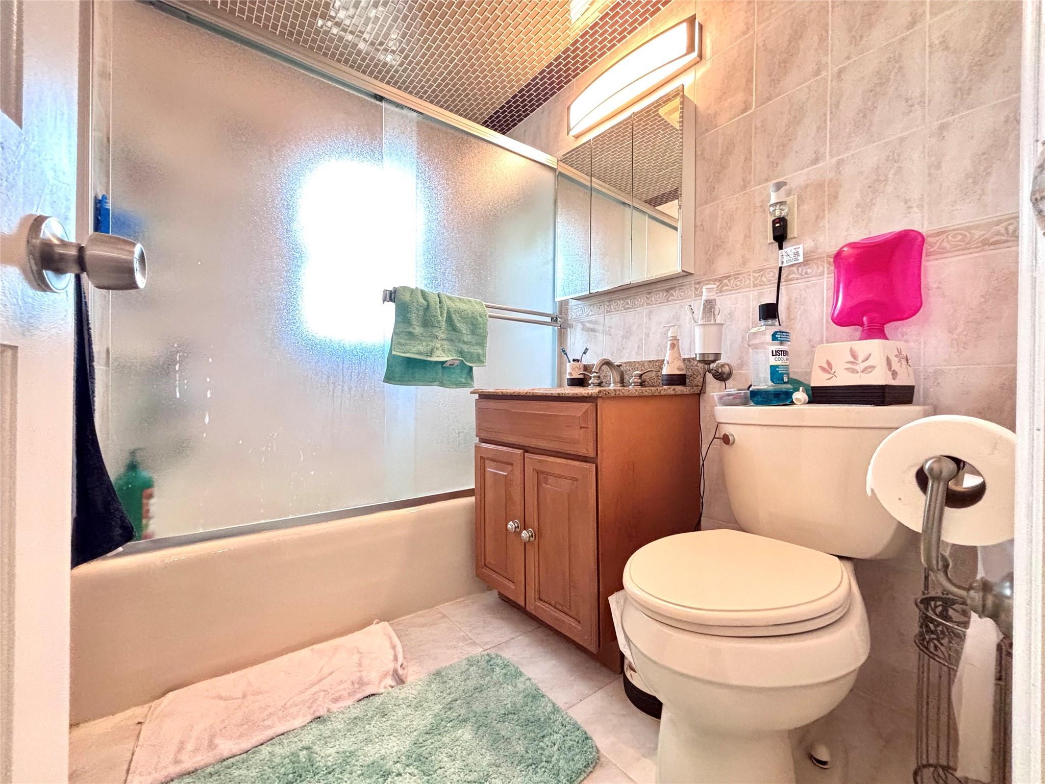 Single Family Vanderveer  Queens, NY 11429, MLS-857667-14