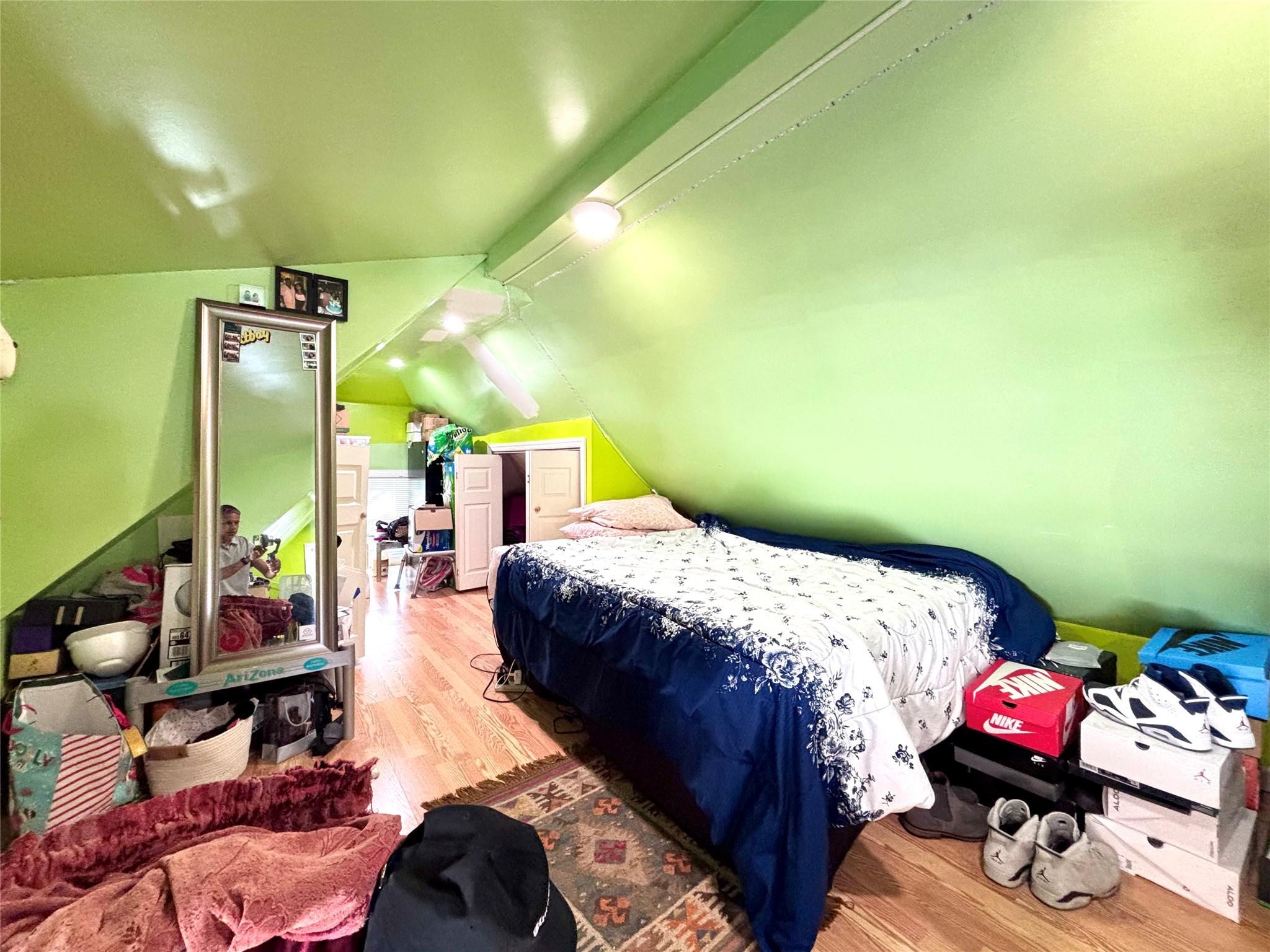 Single Family Vanderveer  Queens, NY 11429, MLS-857667-15