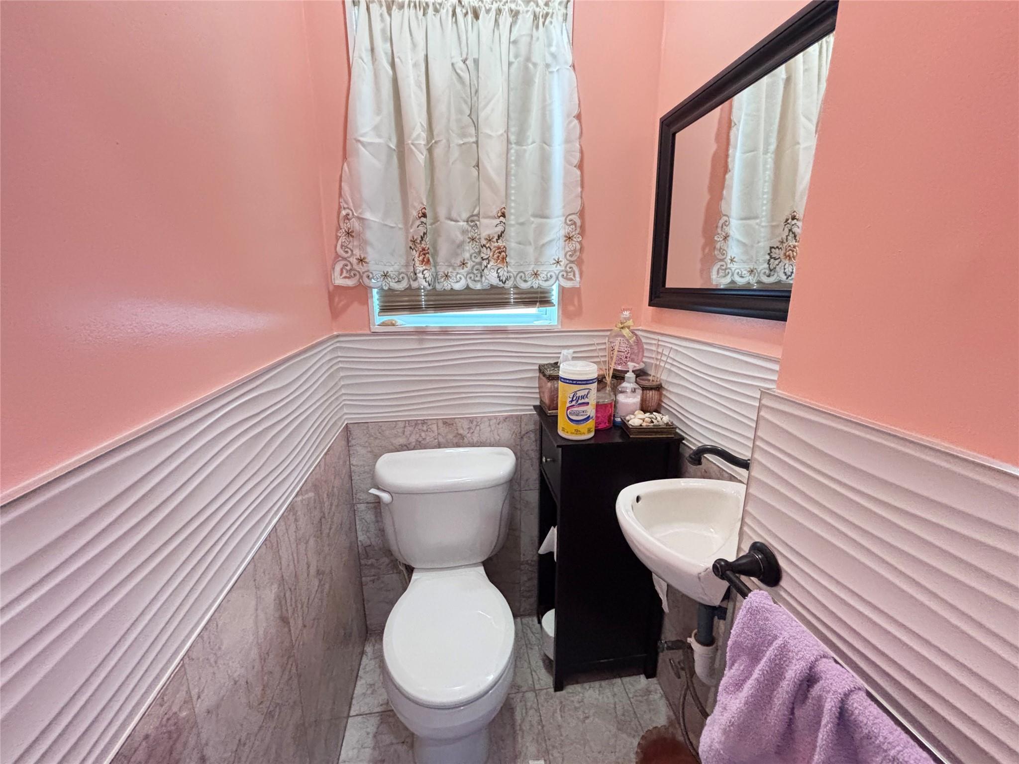 Single Family Vanderveer  Queens, NY 11429, MLS-857667-9