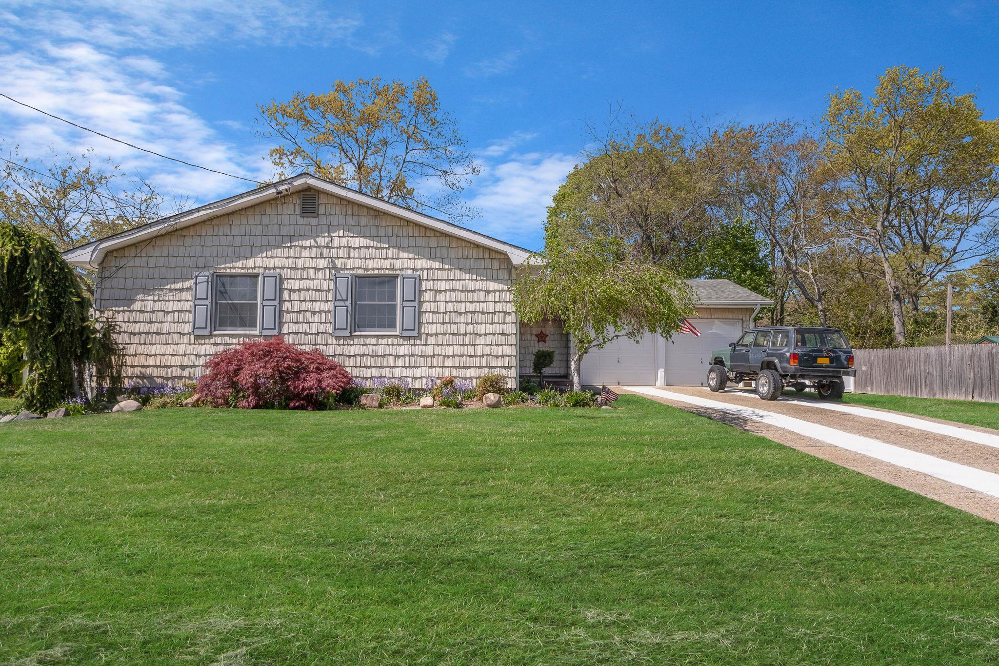 Single Family Richard  Suffolk County, NY 11779, MLS-857670-2