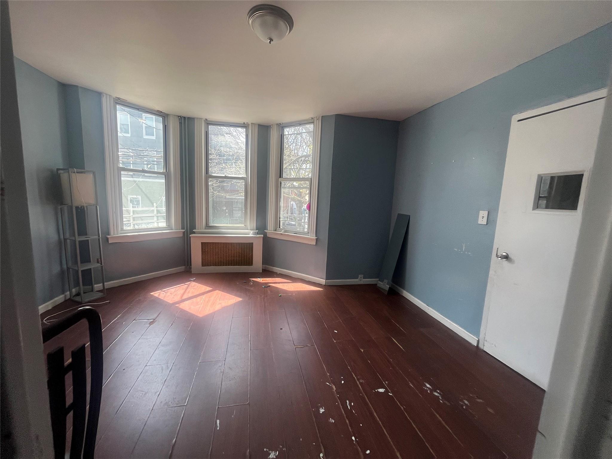 Single Family 121st  Queens, NY 11356, MLS-857671-9