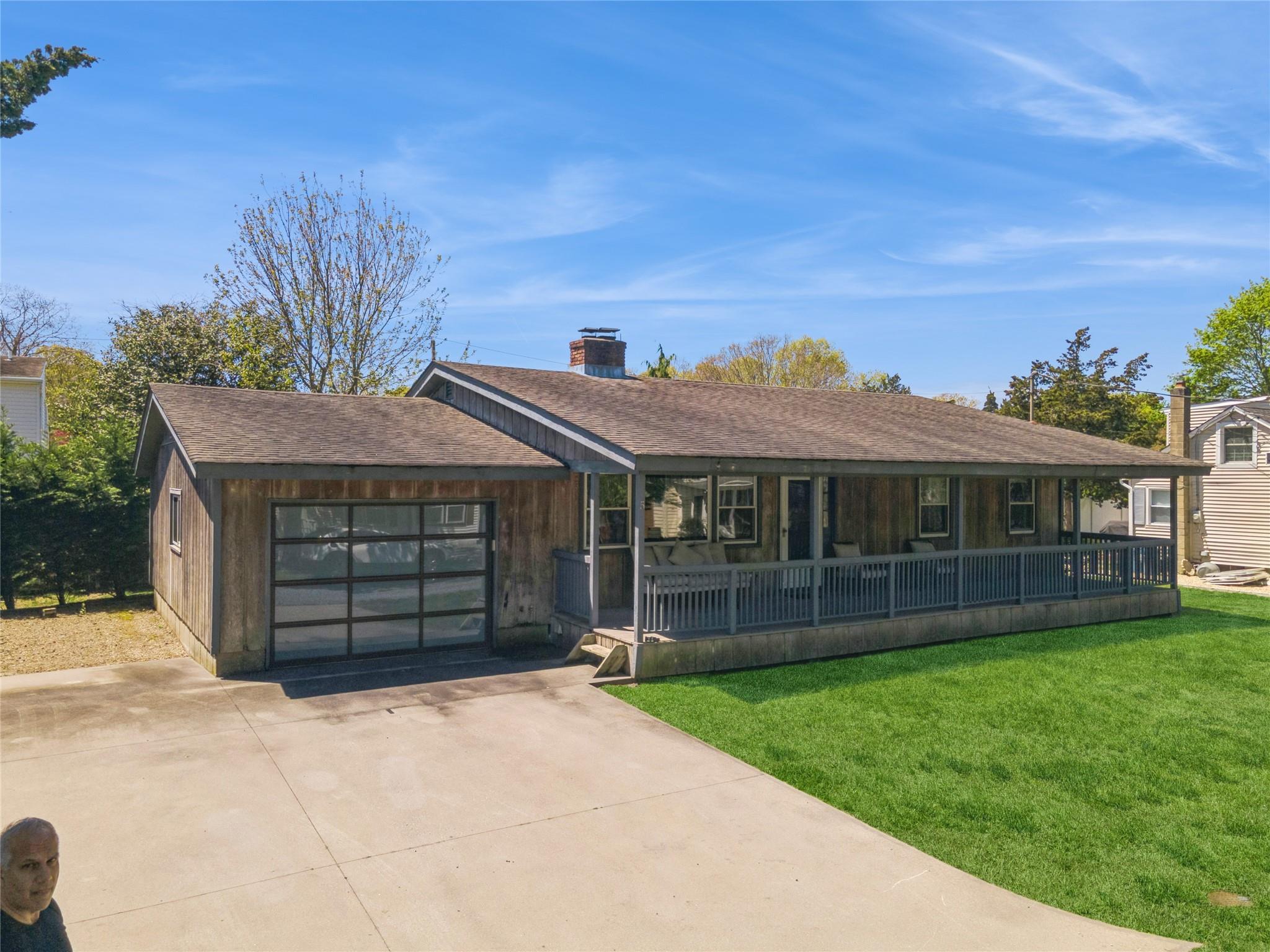 Single Family Mineola  Suffolk County, NY 11946, MLS-857682-2