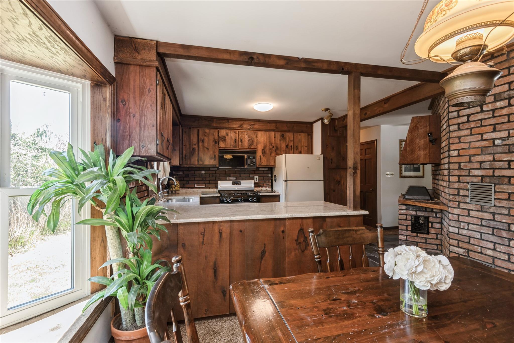 Single Family Mineola  Suffolk County, NY 11946, MLS-857682-8