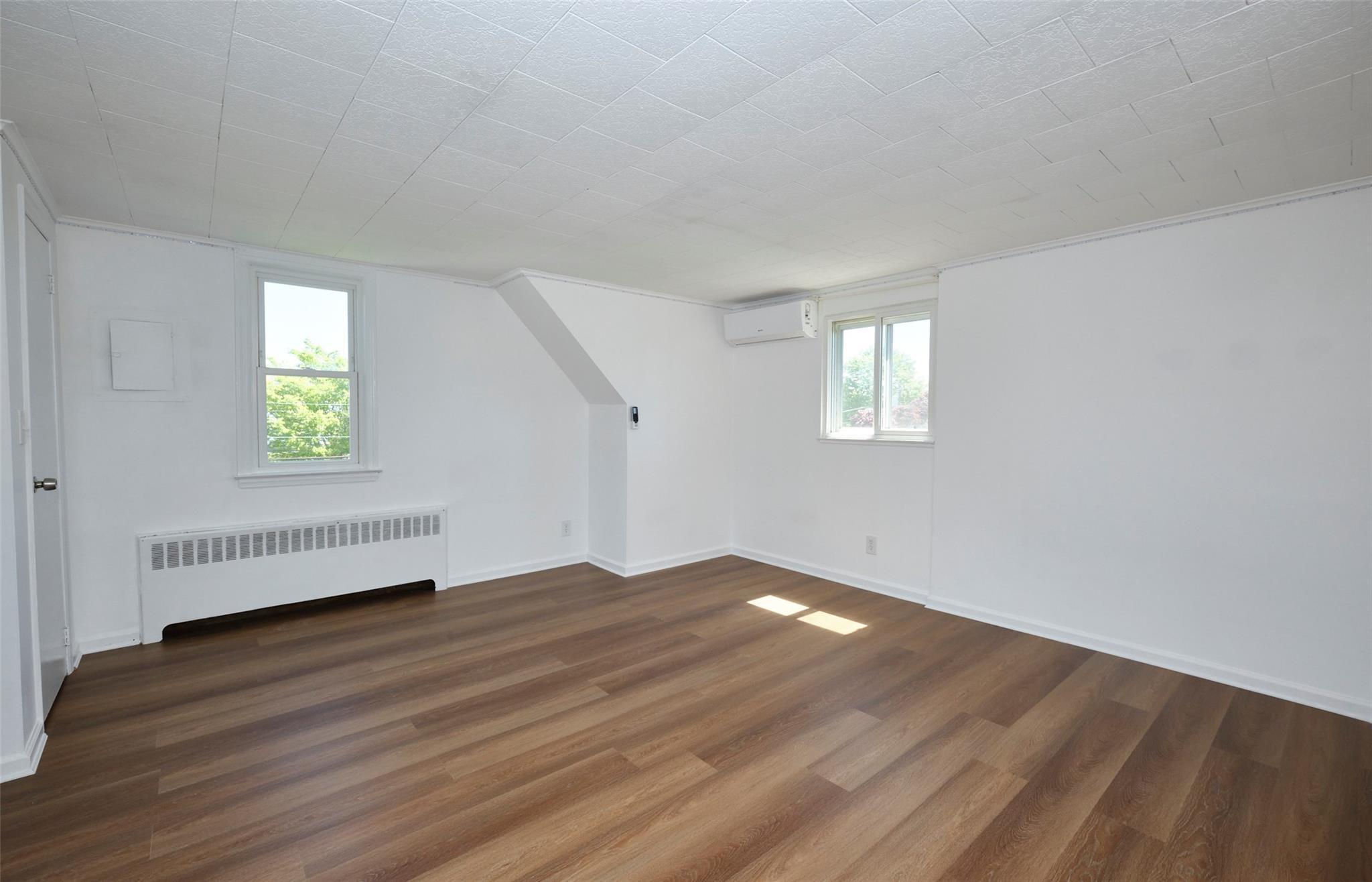 Single Family Guildford  Nassau County, NY 11552, MLS-857694-23