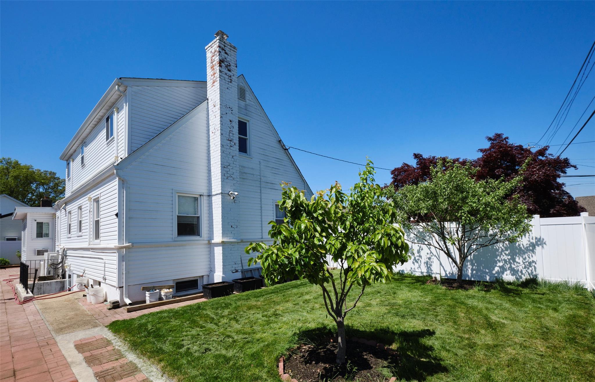 Single Family Guildford  Nassau County, NY 11552, MLS-857694-29