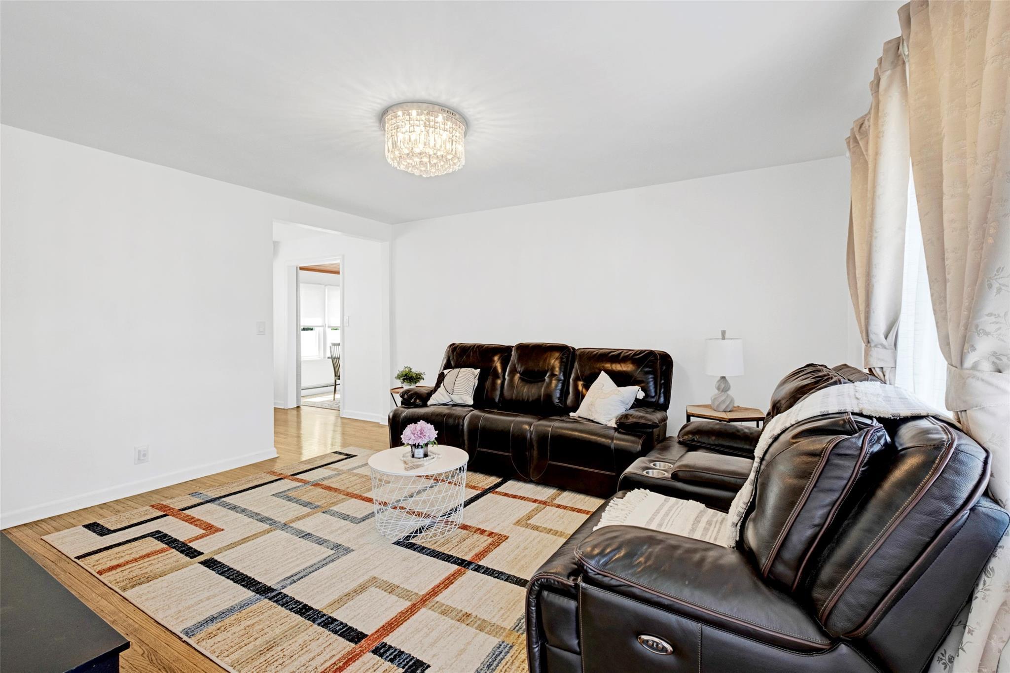 Single Family Guildford  Nassau County, NY 11552, MLS-857694-5
