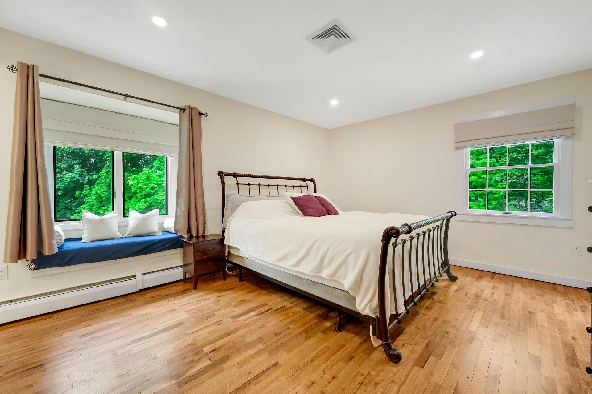 Single Family Howe  Westchester County, NY 10590, MLS-857699-10