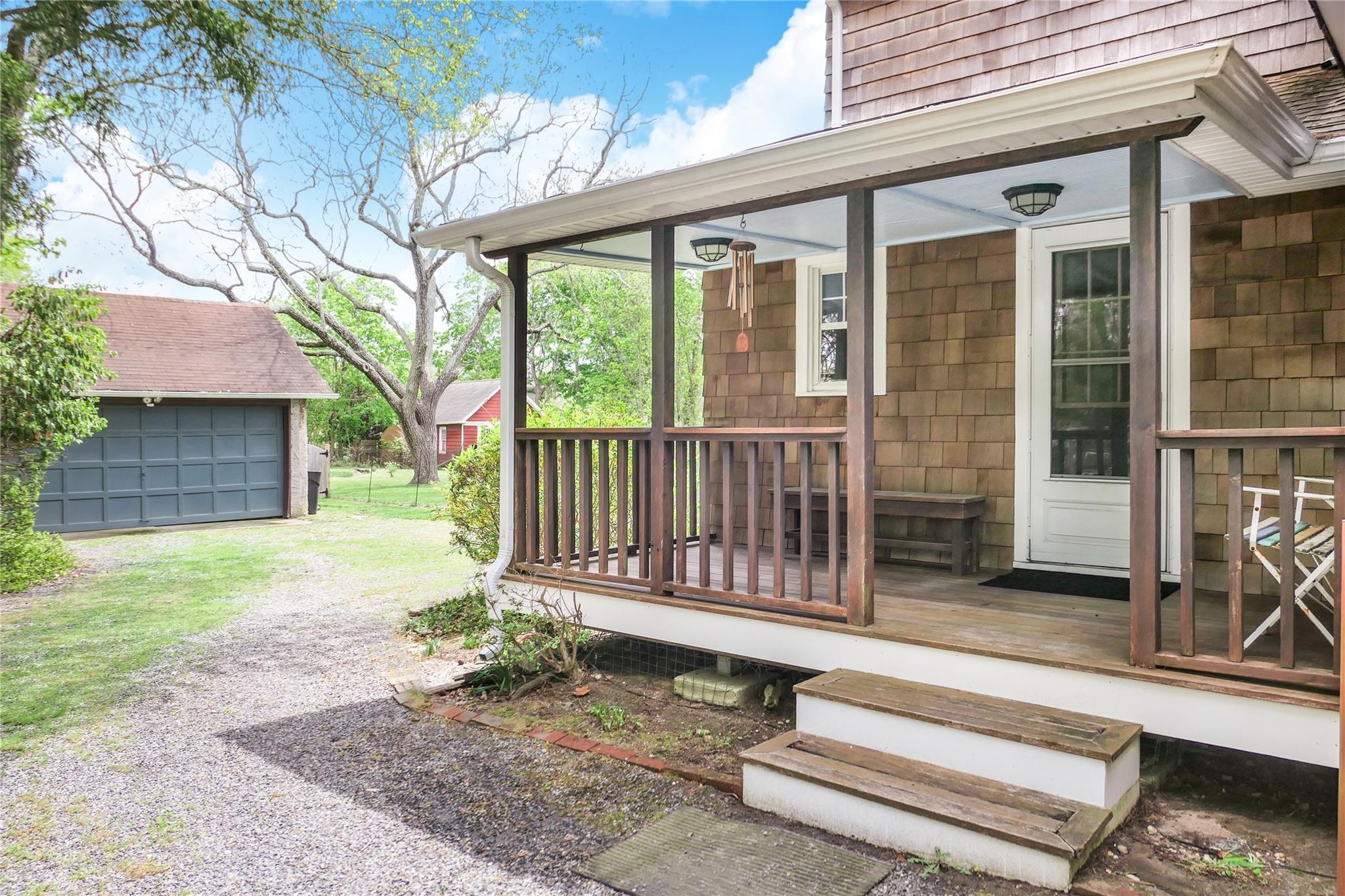 Single Family Howells Point  Suffolk County, NY 11713, MLS-857706-23