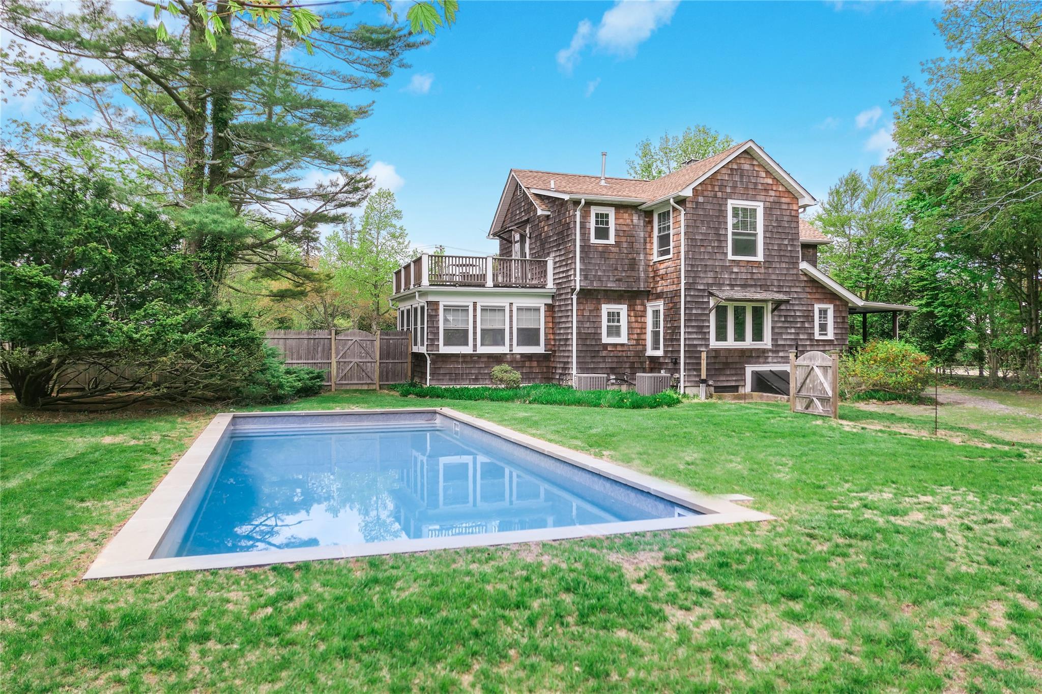 Single Family Howells Point  Suffolk County, NY 11713, MLS-857706-25