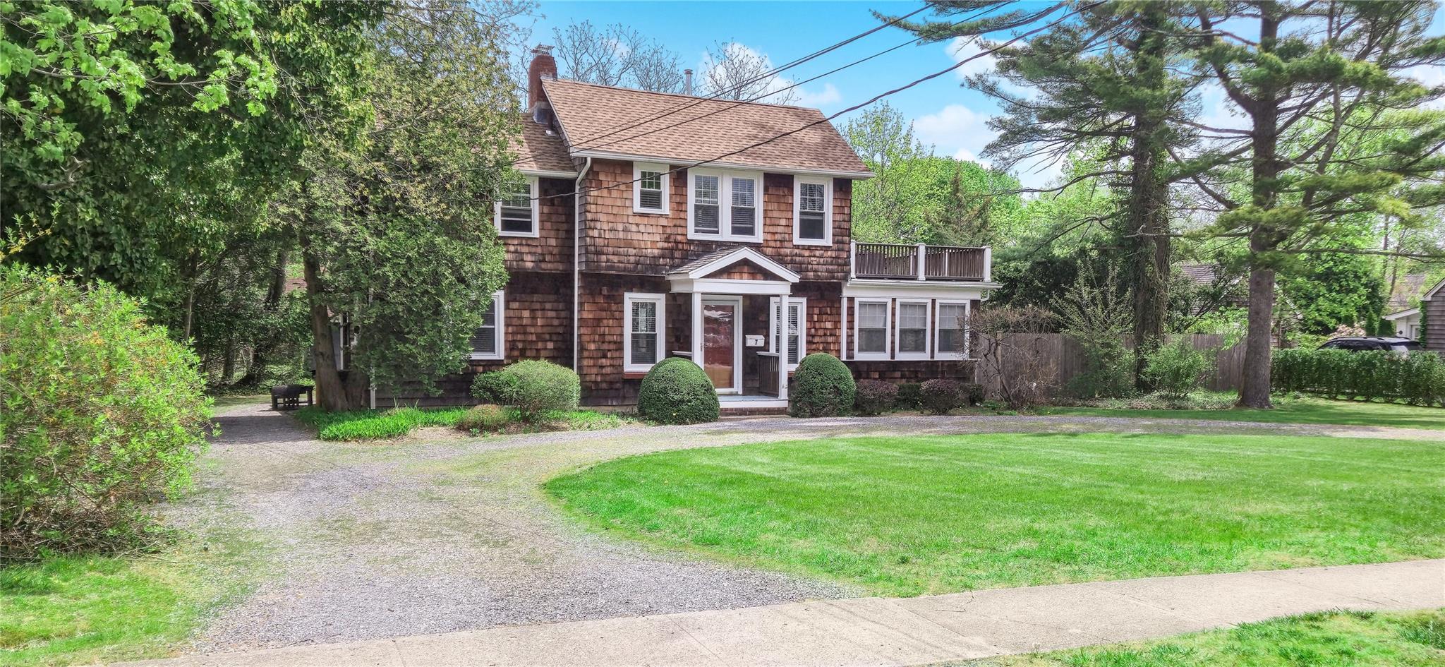 Single Family Howells Point  Suffolk County, NY 11713, MLS-857706-4